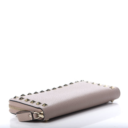Valentino Garavani Grained Calfskin Rockstud Zip Around Wallet Poudre 4 of 6