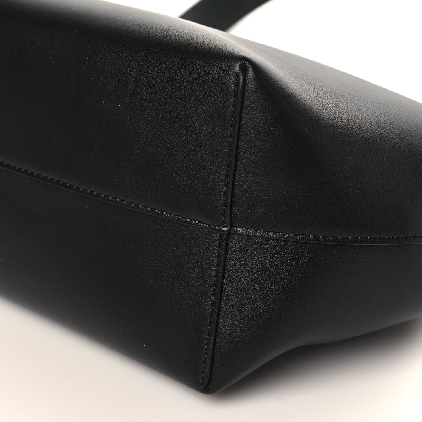 Calfskin M Frame Clutch Black