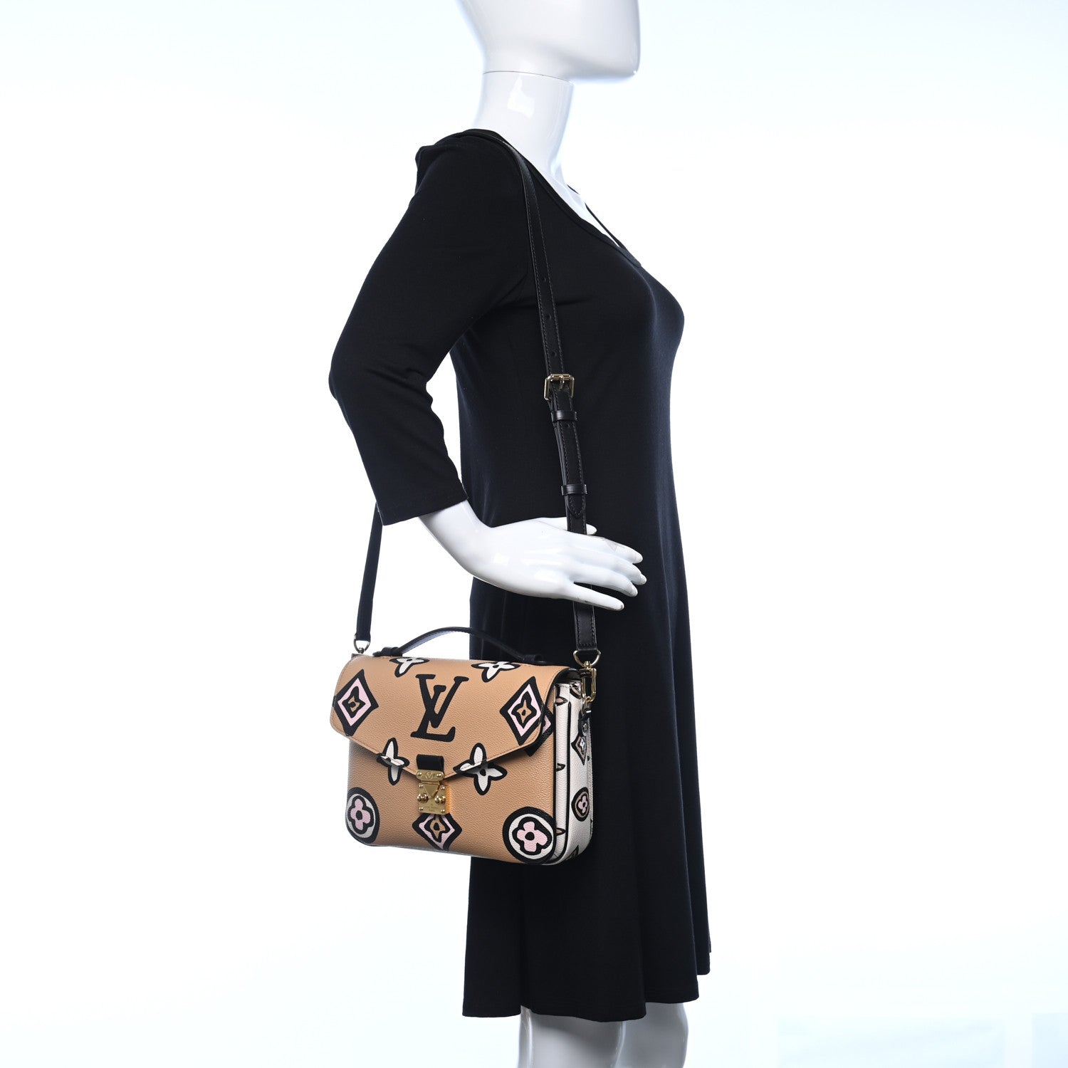Louis Vuitton Monogram Giant Wild At Heart Pochette Metis Arizona 2 of 8
