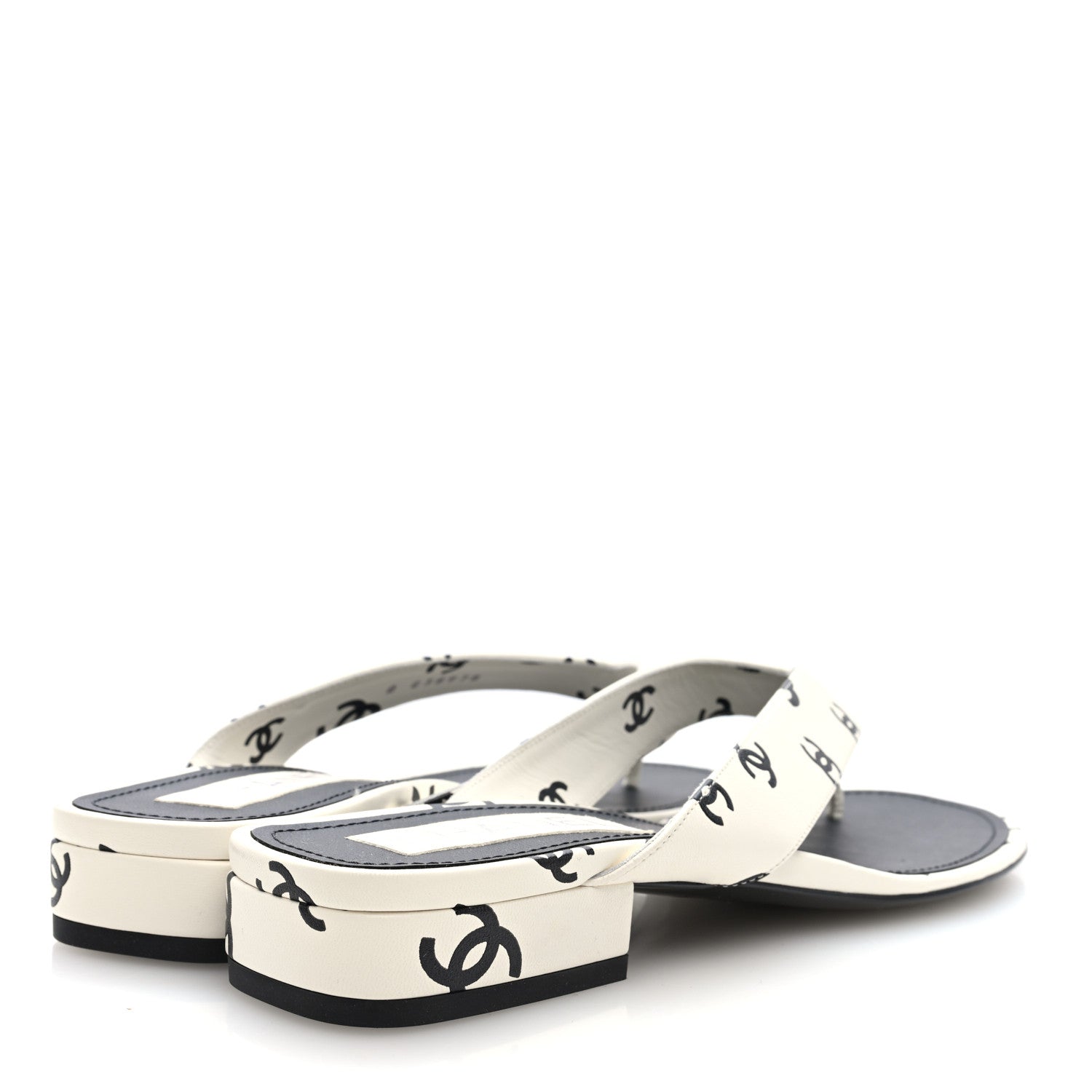 Chanel Lambskin Printed CC Thong Sandals 40 White Black 5 of 9