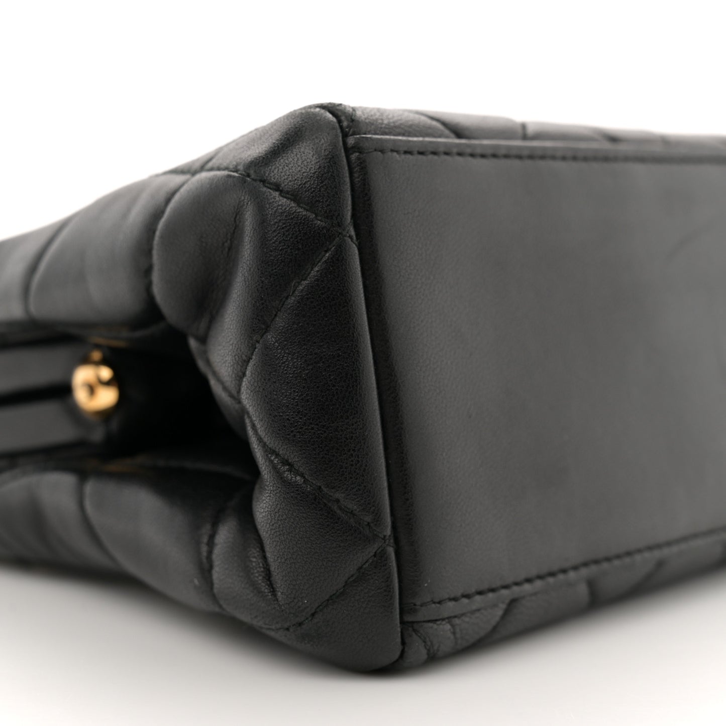 Lambskin Quilted Small Kisslock Bag Black