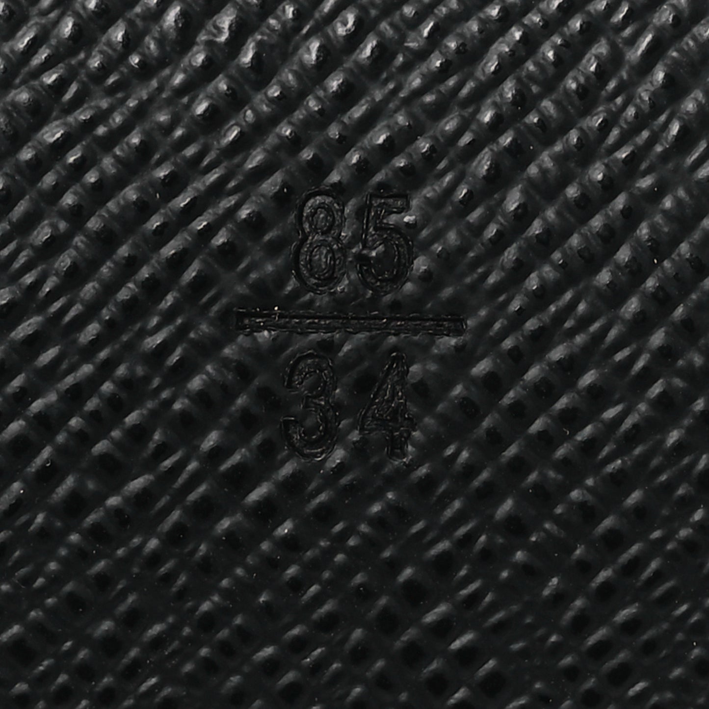 Calfskin Monogram 30mm LV Initiales Reversible Belt 85 34 Black
