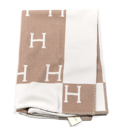 Hermes Wool Cashmere Avalon Baby Blanket Noisette Moyen White 1 of 4
