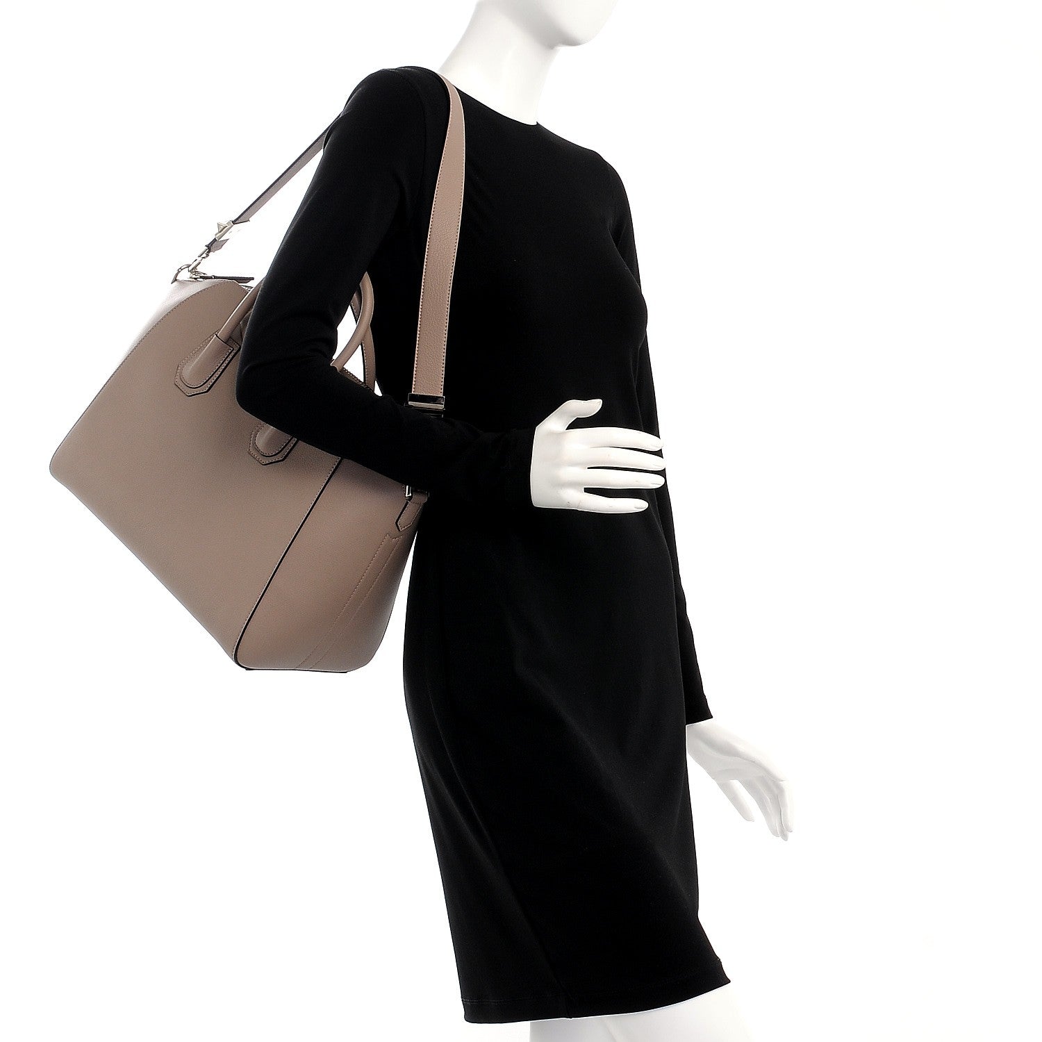 Givenchy Sugar Goatskin Medium Antigona Mastic 2 of 9