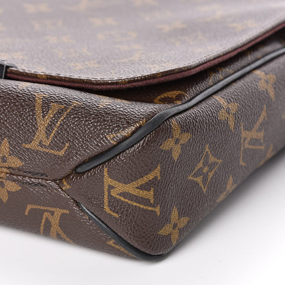 Louis Vuitton Monogram Macassar District PM 8 of 8