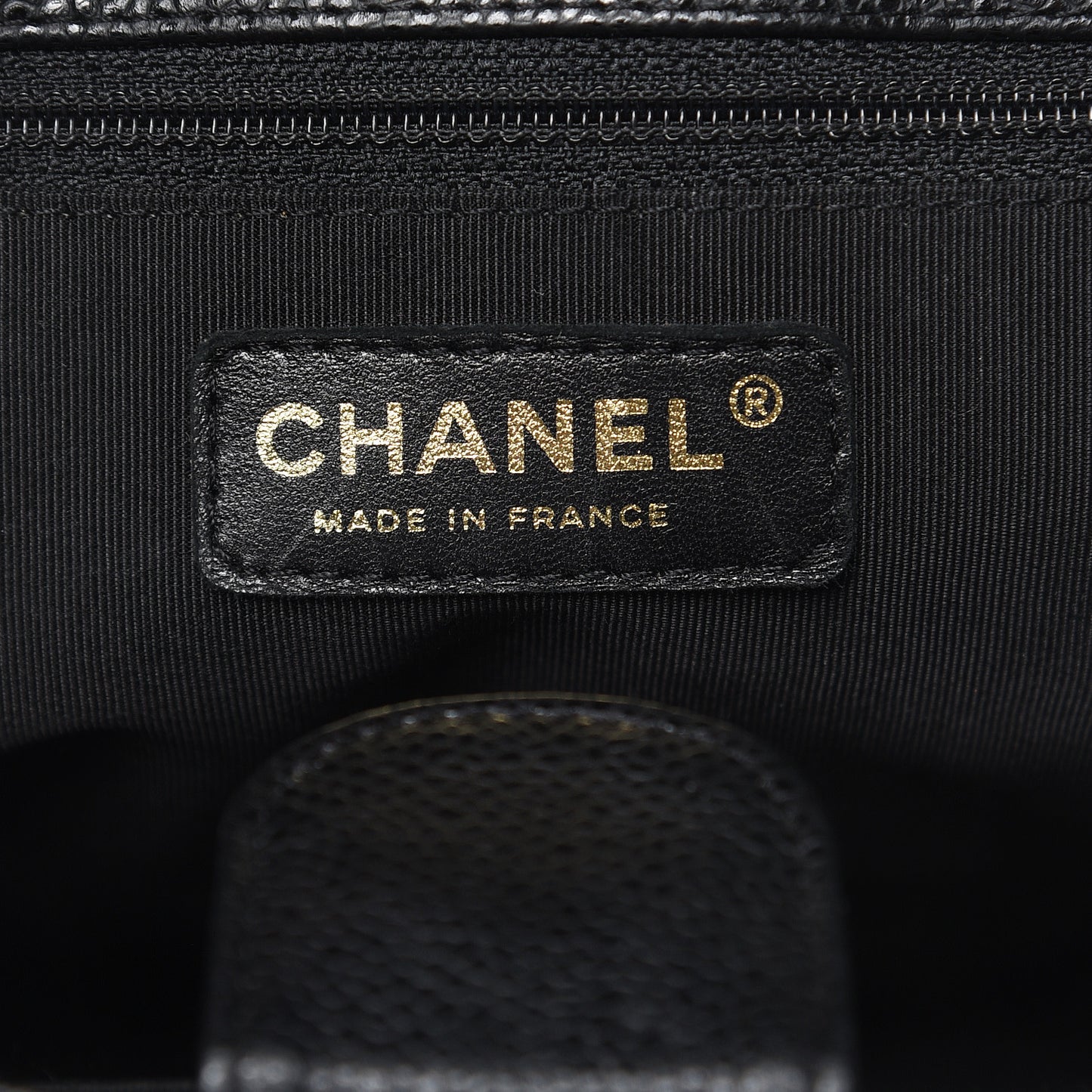 Caviar Quilted Petit Shopping Tote PST Black