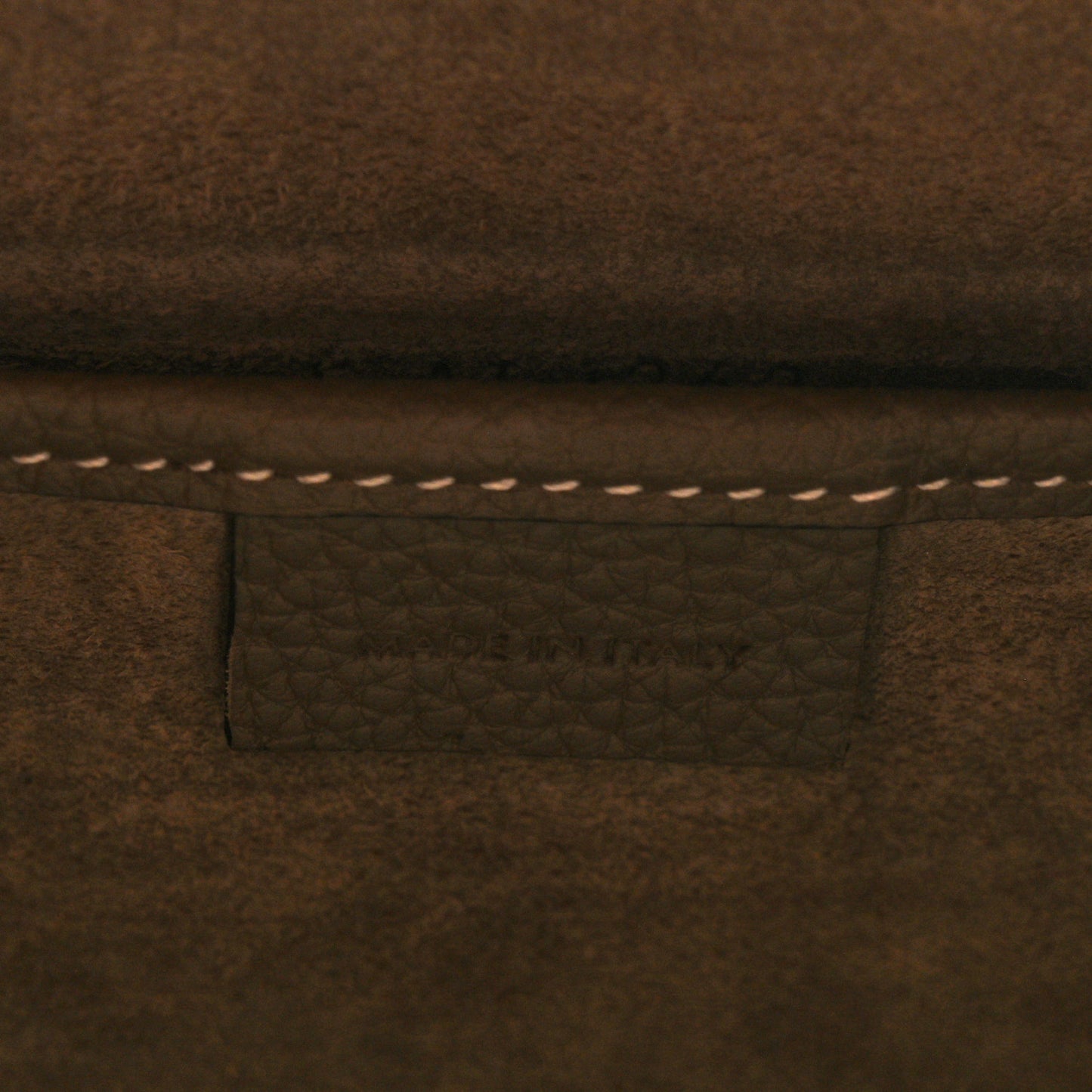 Drummed Calfskin Nano Luggage Souris