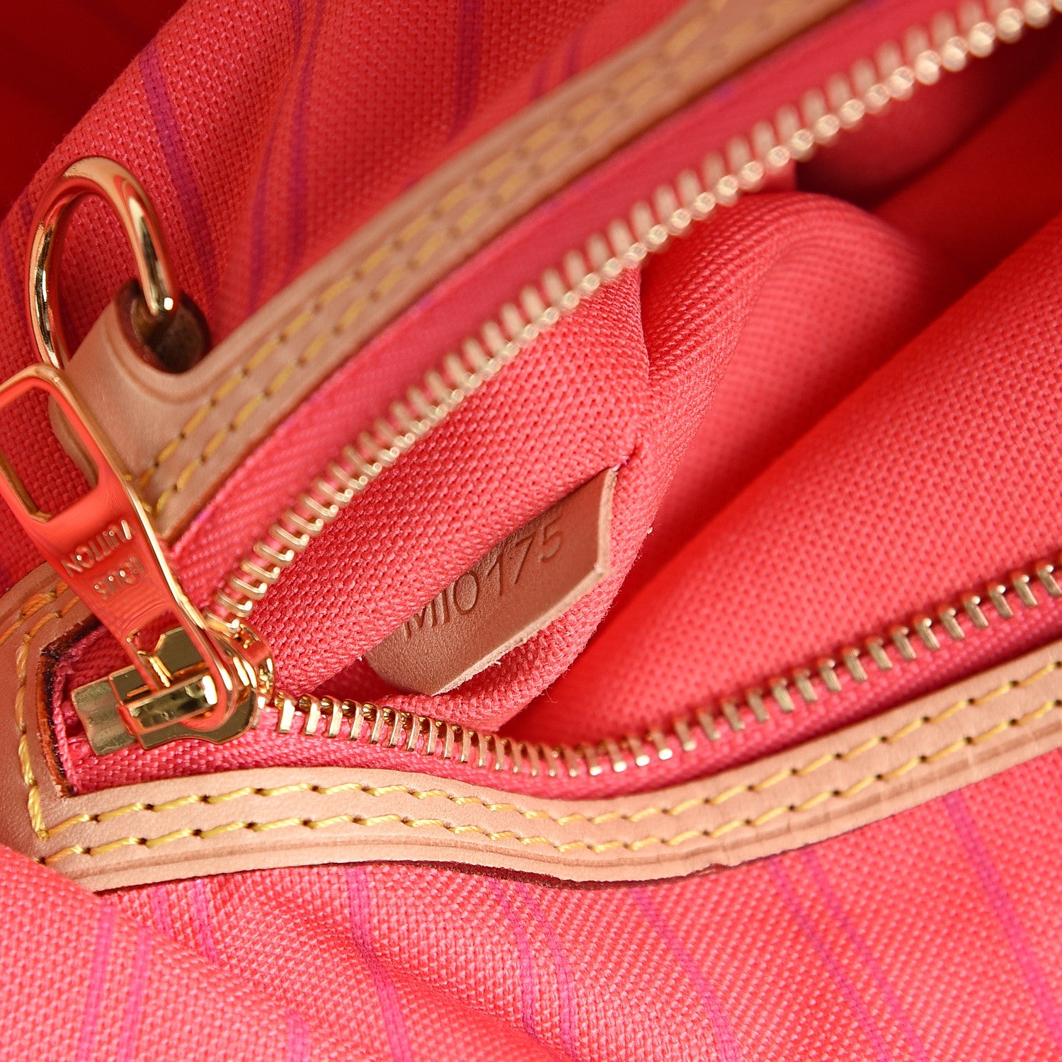 Louis Vuitton Damier Azur Delightful PM Pink 6 of 9