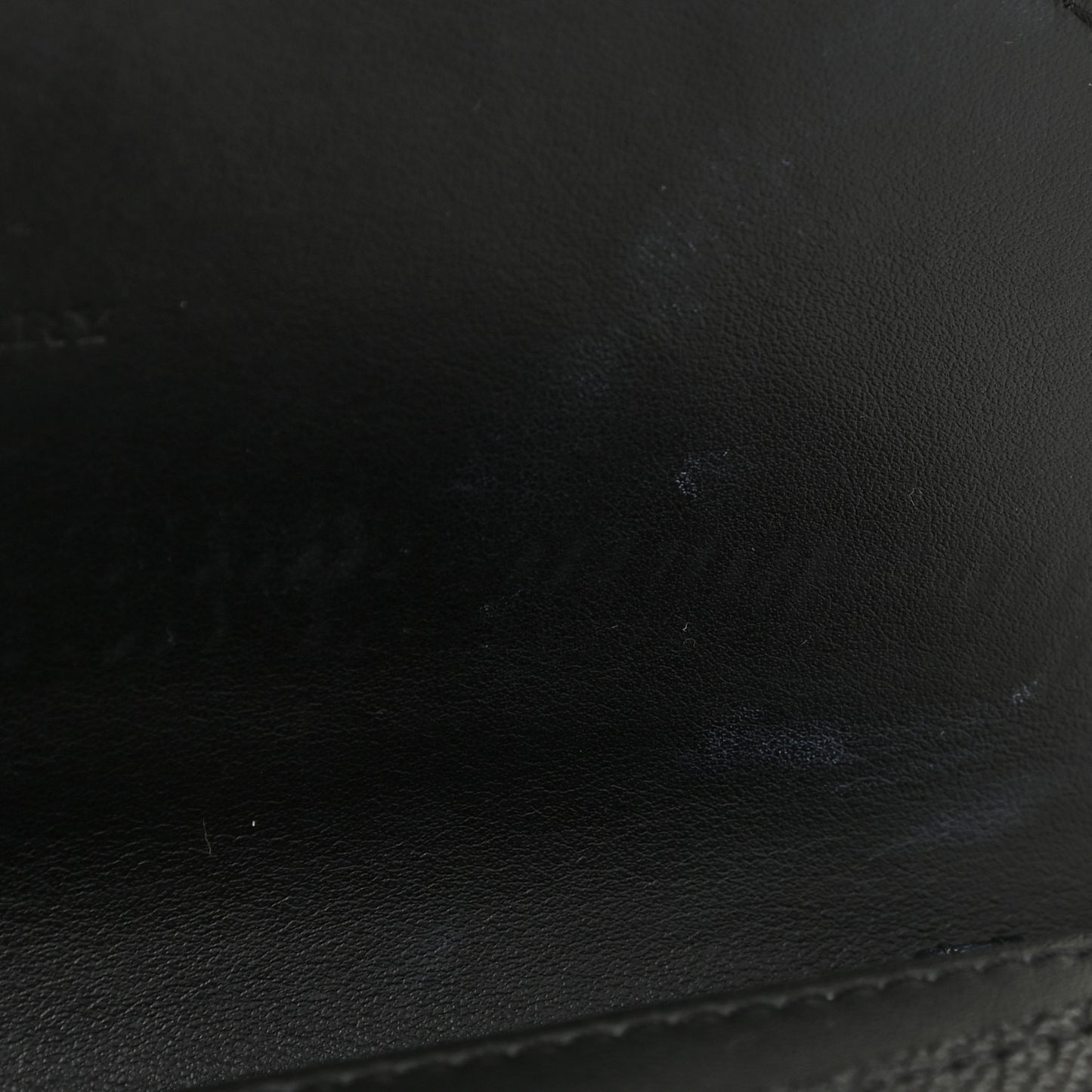 Grainy Calfskin Henley Wallet On Chain Black