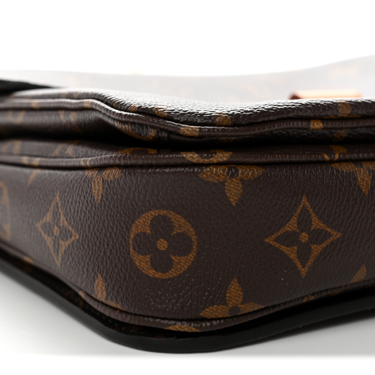 Louis Vuitton Monogram Pochette Metis 8 of 14