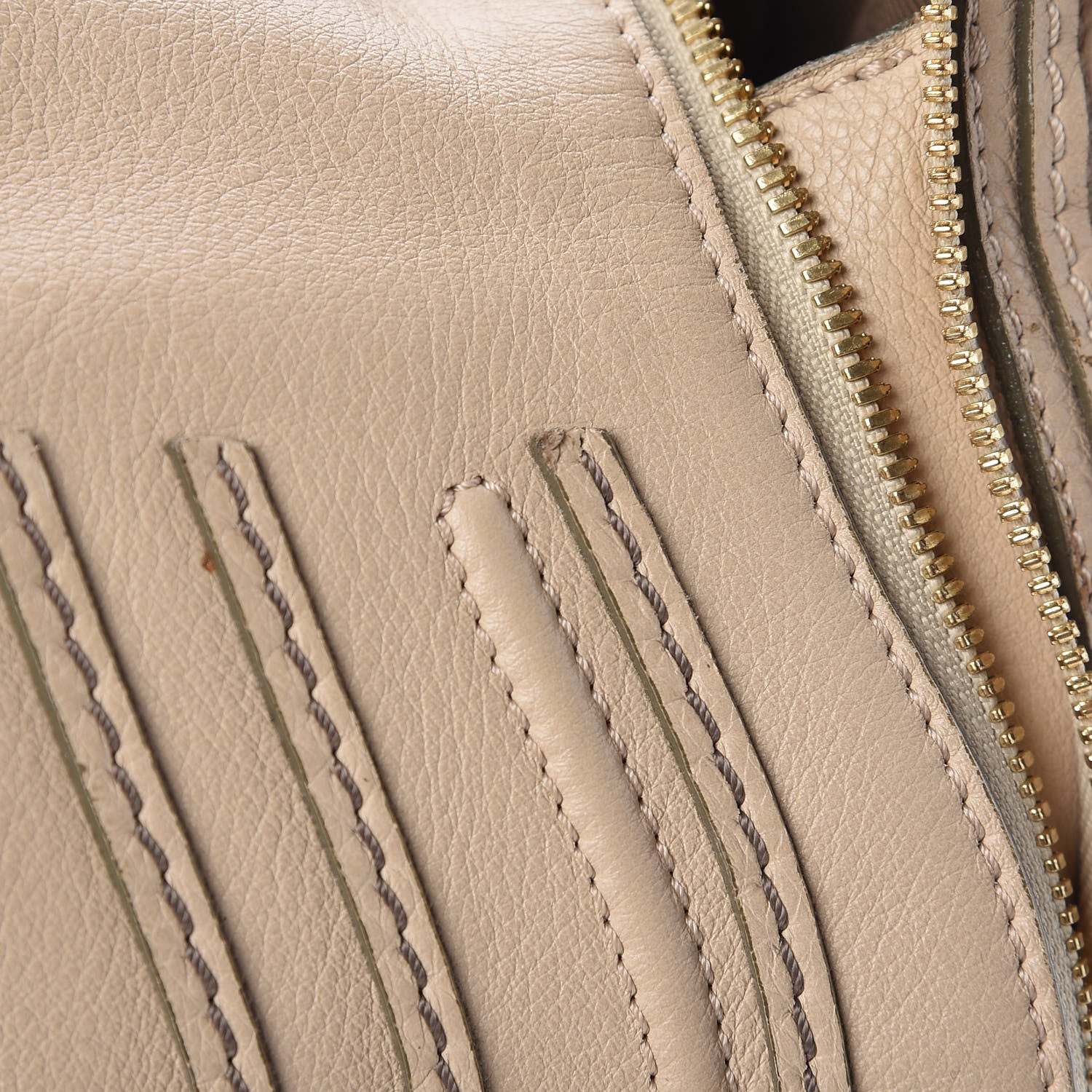 Chloe Calfskin Medium Marcie Round Zip Crossbody Bag Angora Beige 12 of 23