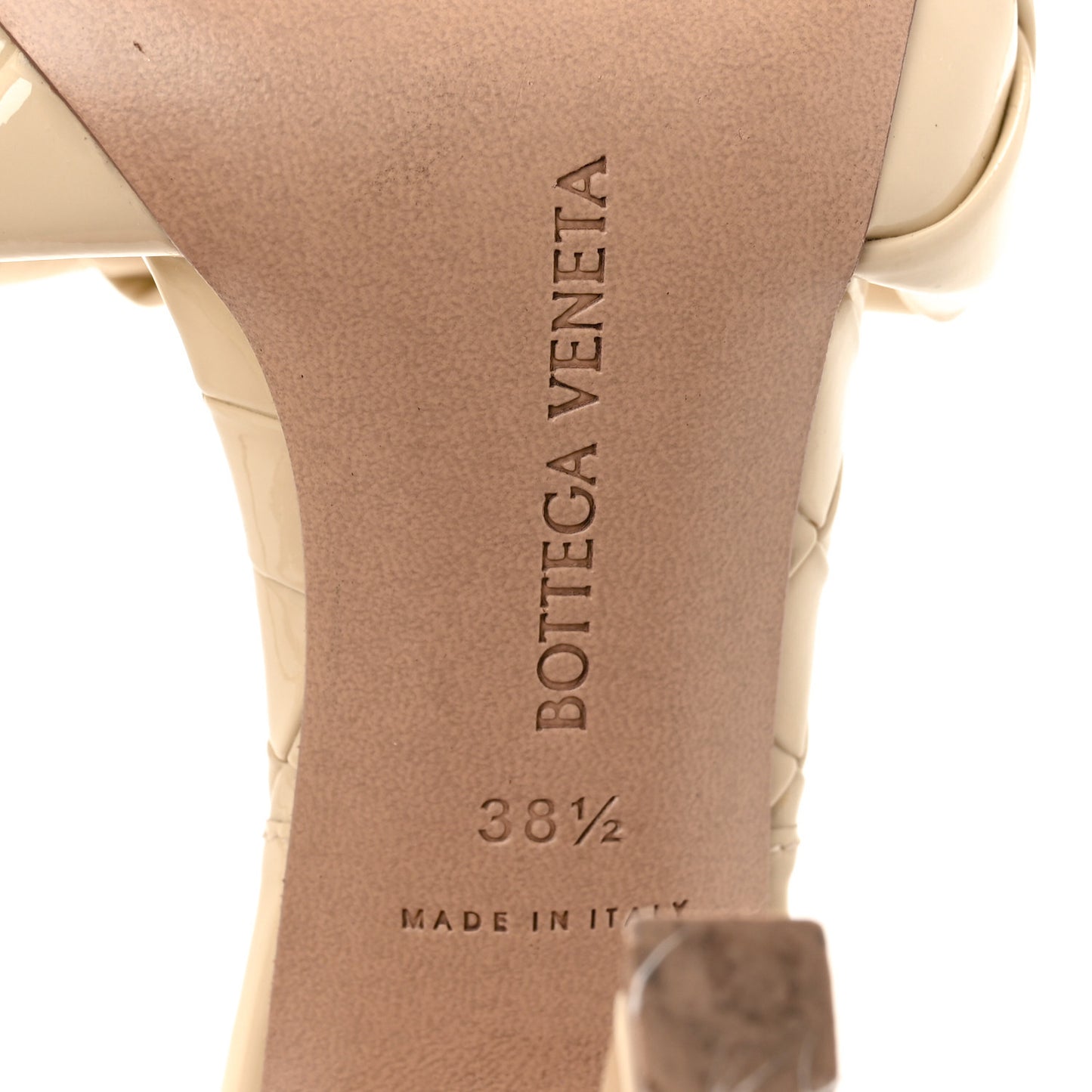 Ultra Gloss Patent Maxi Intrecciato Lido 90mm Mule Sandals 38.5 Beige
