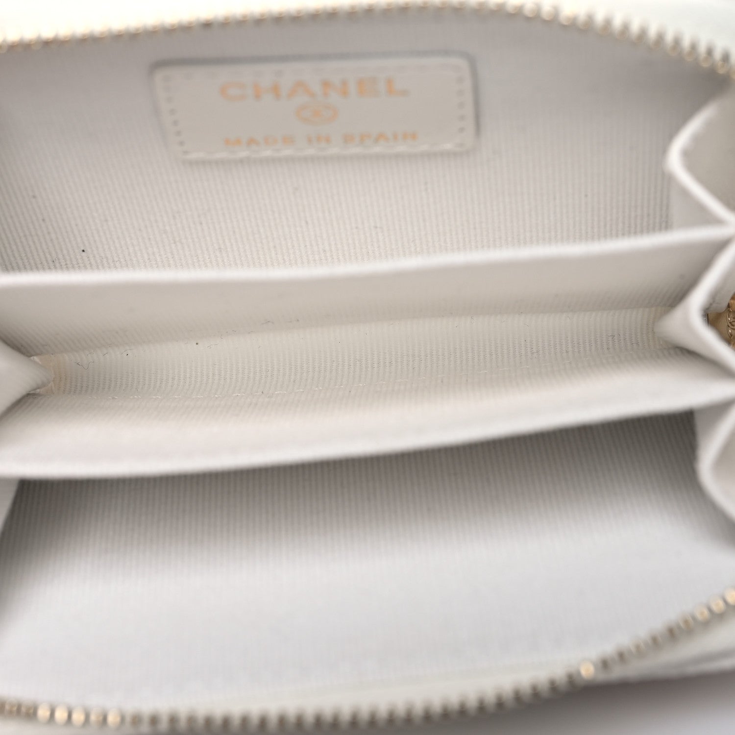 Chanel Caviar Enamel Coco Casino Quilted Zip Coin Purse White 5 of 11