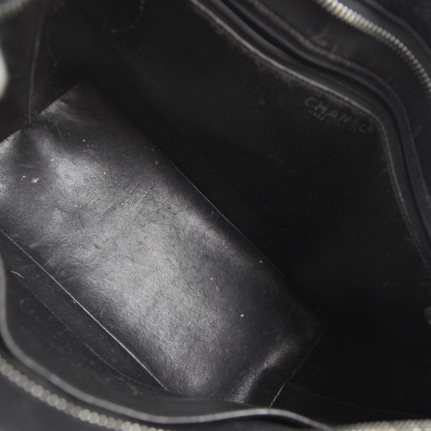 Caviar Medallion Tote Black