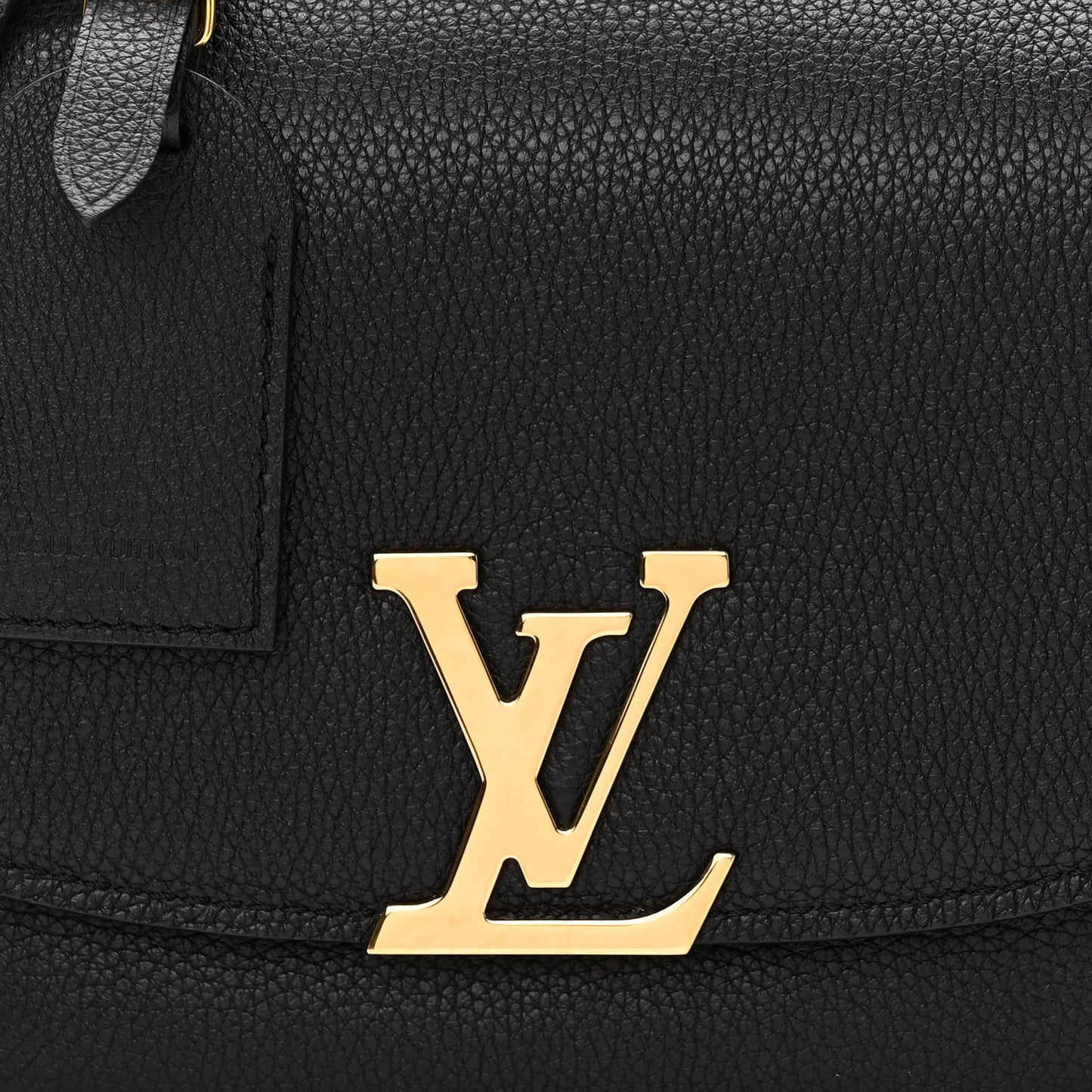 Grained Calfskin Vivienne NM Black