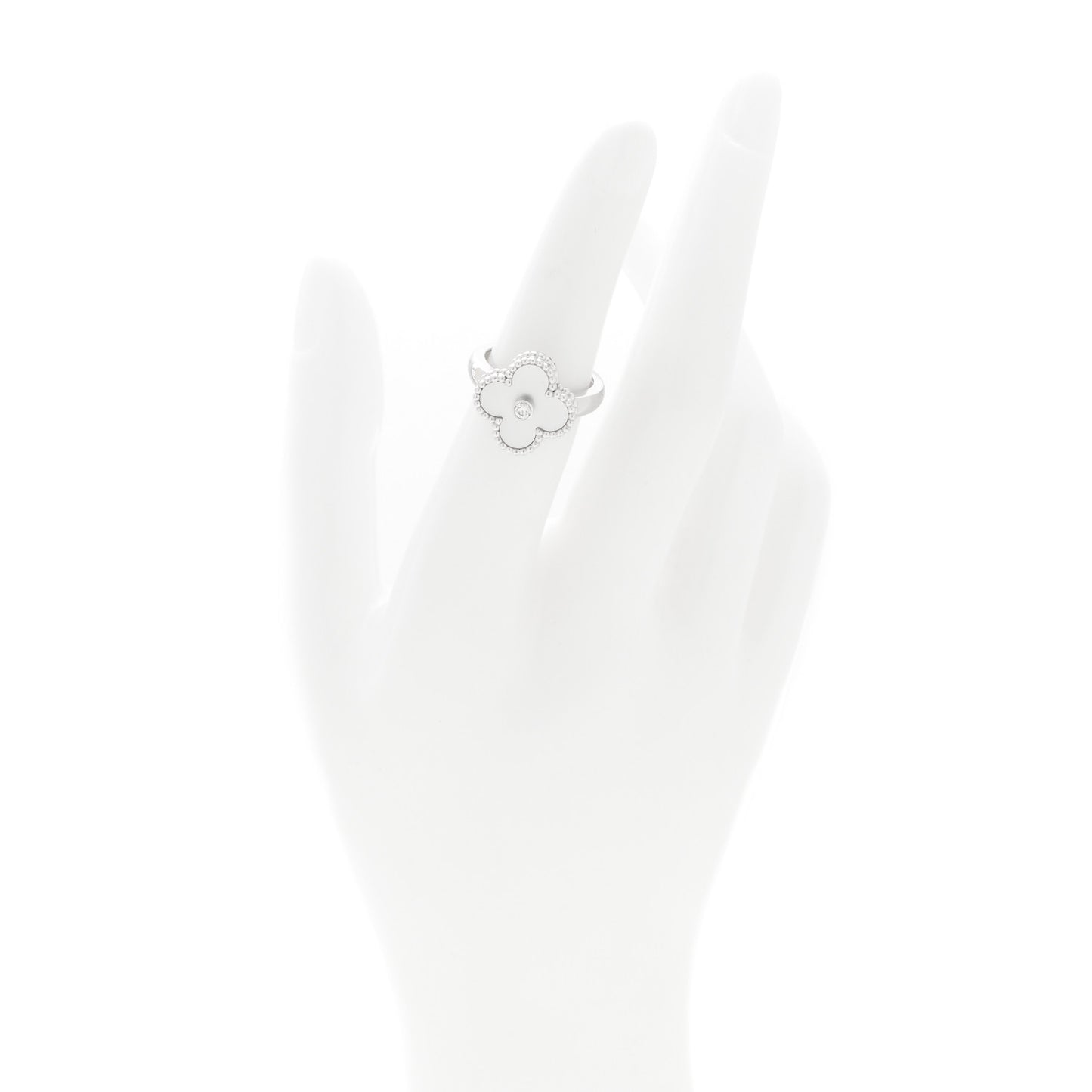 18K White Gold Diamond Mother of Pearl Vintage Alhambra Ring 50/5.25