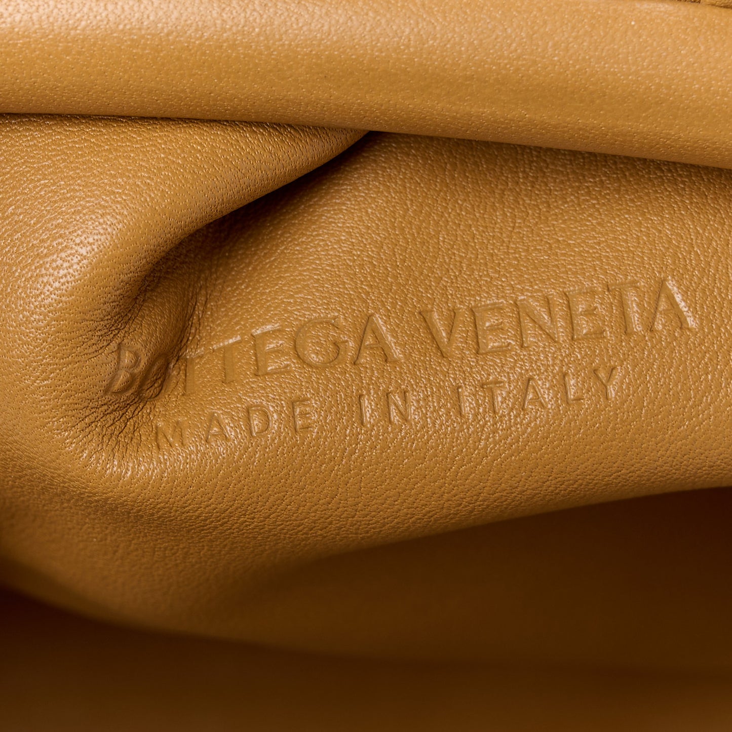Calfskin Teen Pouch Caramel