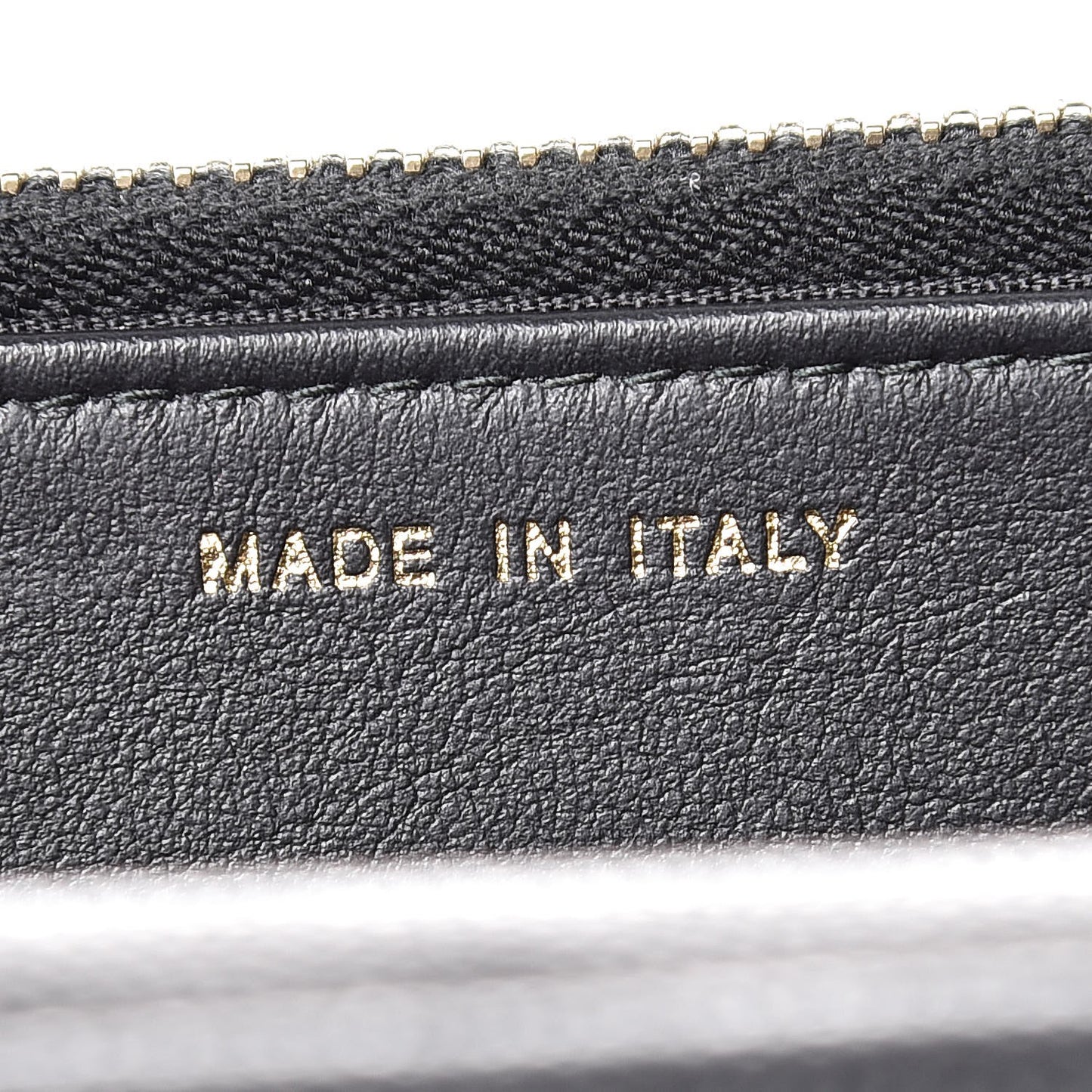 Caviar Quilted Golden Class Wallet On Chain WOC Black