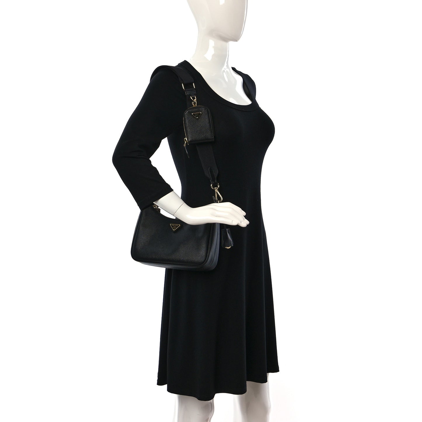 Saffiano Lux Re-Edition 2005 Shoulder Bag Black