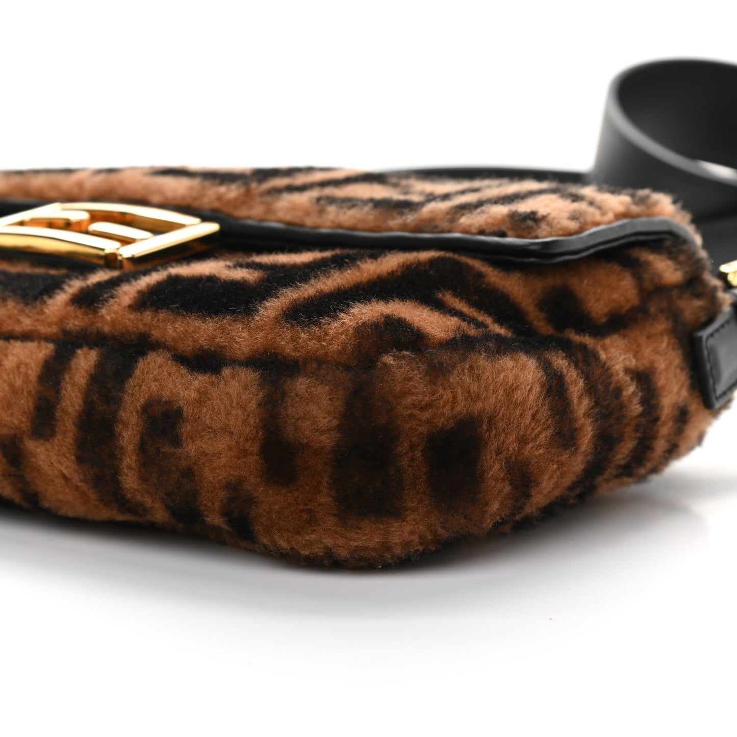Shearling Vitello Dolce Macro FF 1974 Baguette Tobacco Black