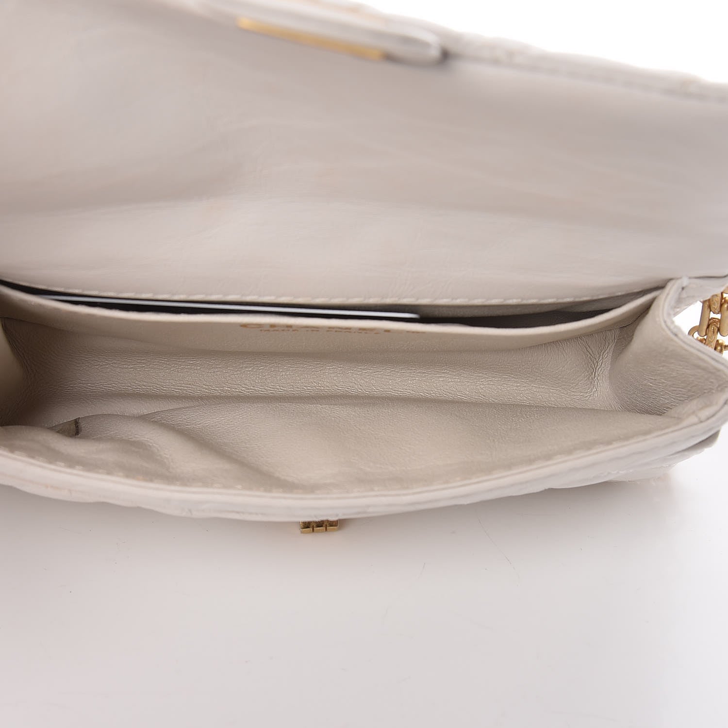 Chanel Aged Calfskin Quilted 2.55 Reissue Chain Waist Bag White 5 of 10