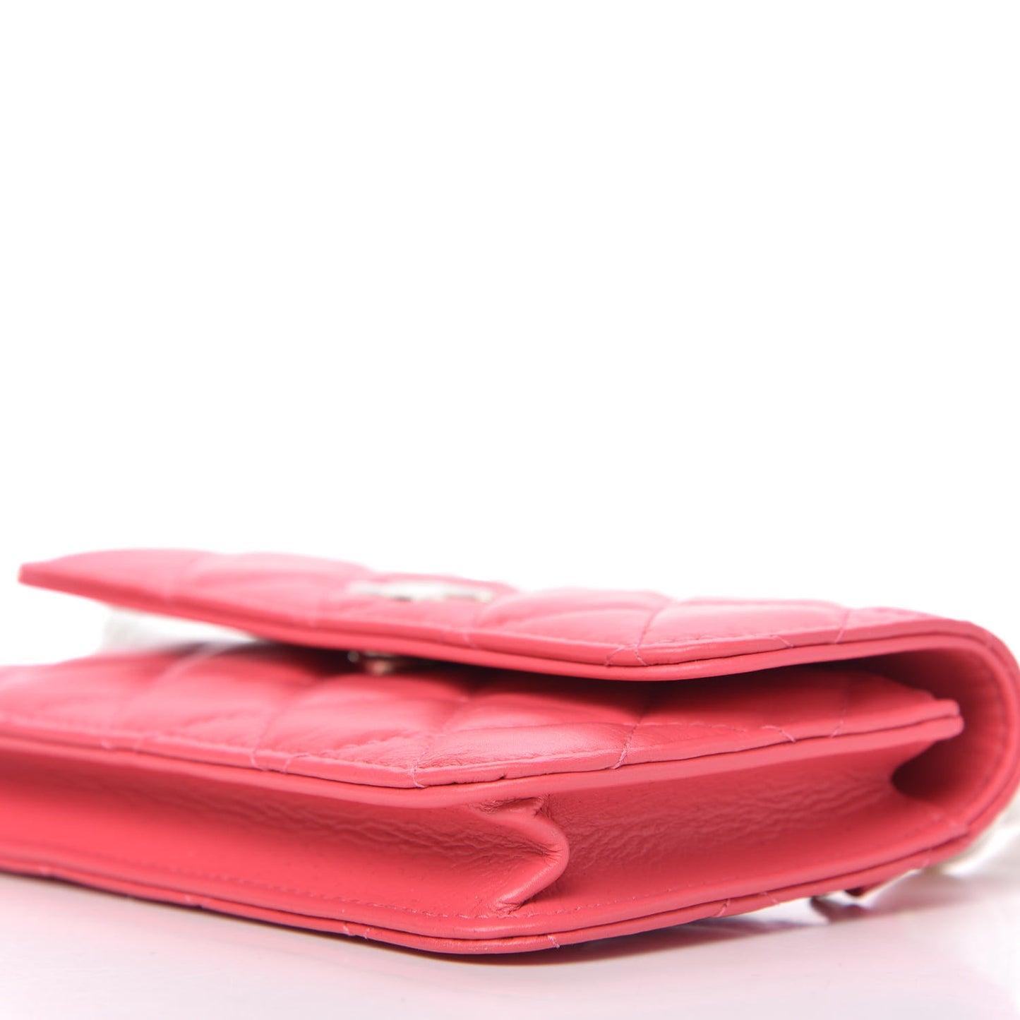 Calfskin Quilted Maxi Pearls Clutch With Chain Pink