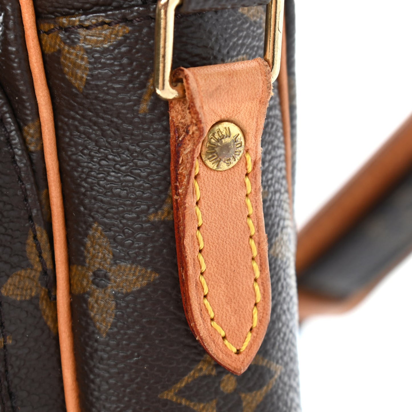 Monogram Amazone
