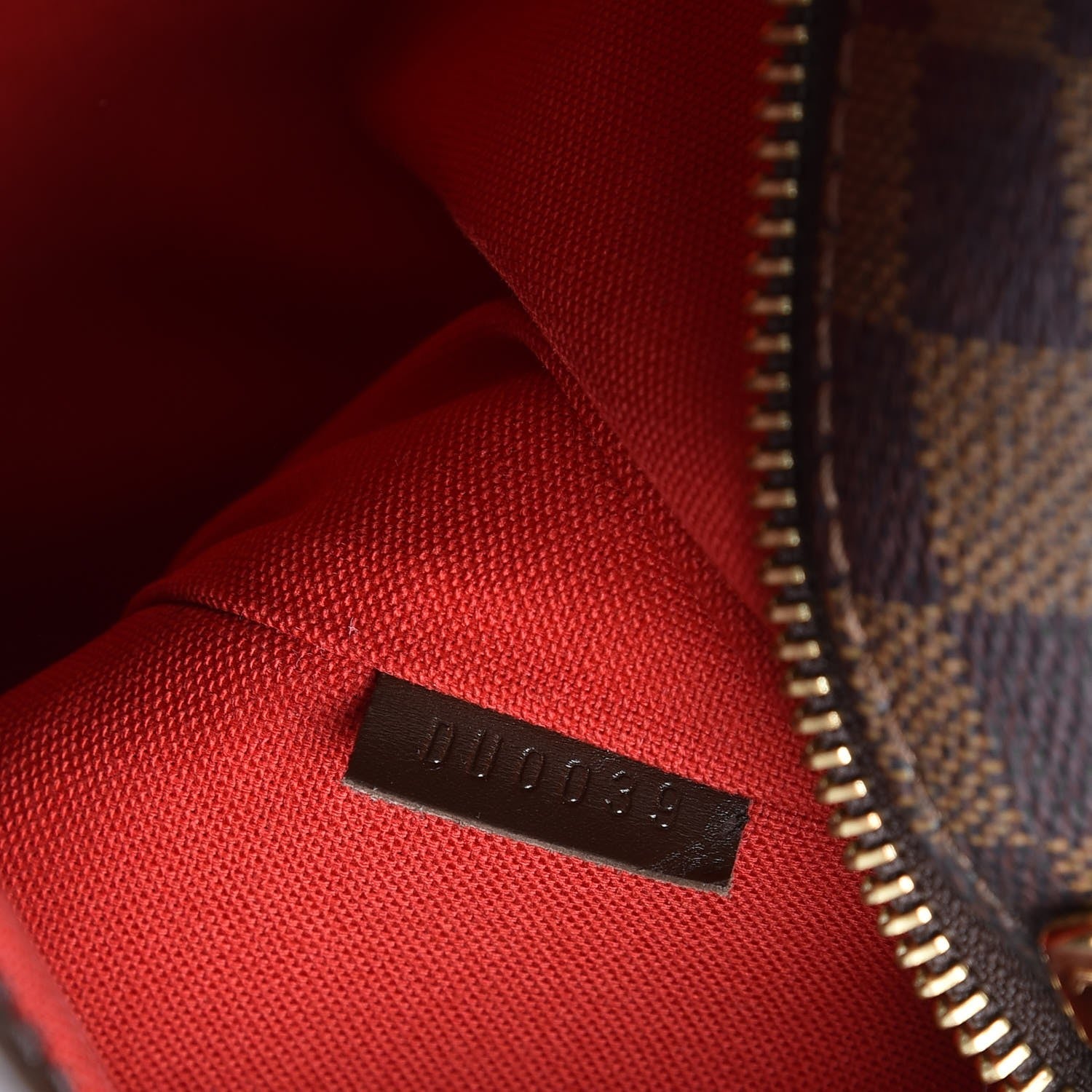 Louis Vuitton Damier Ebene Bloomsbury GM 7 of 8