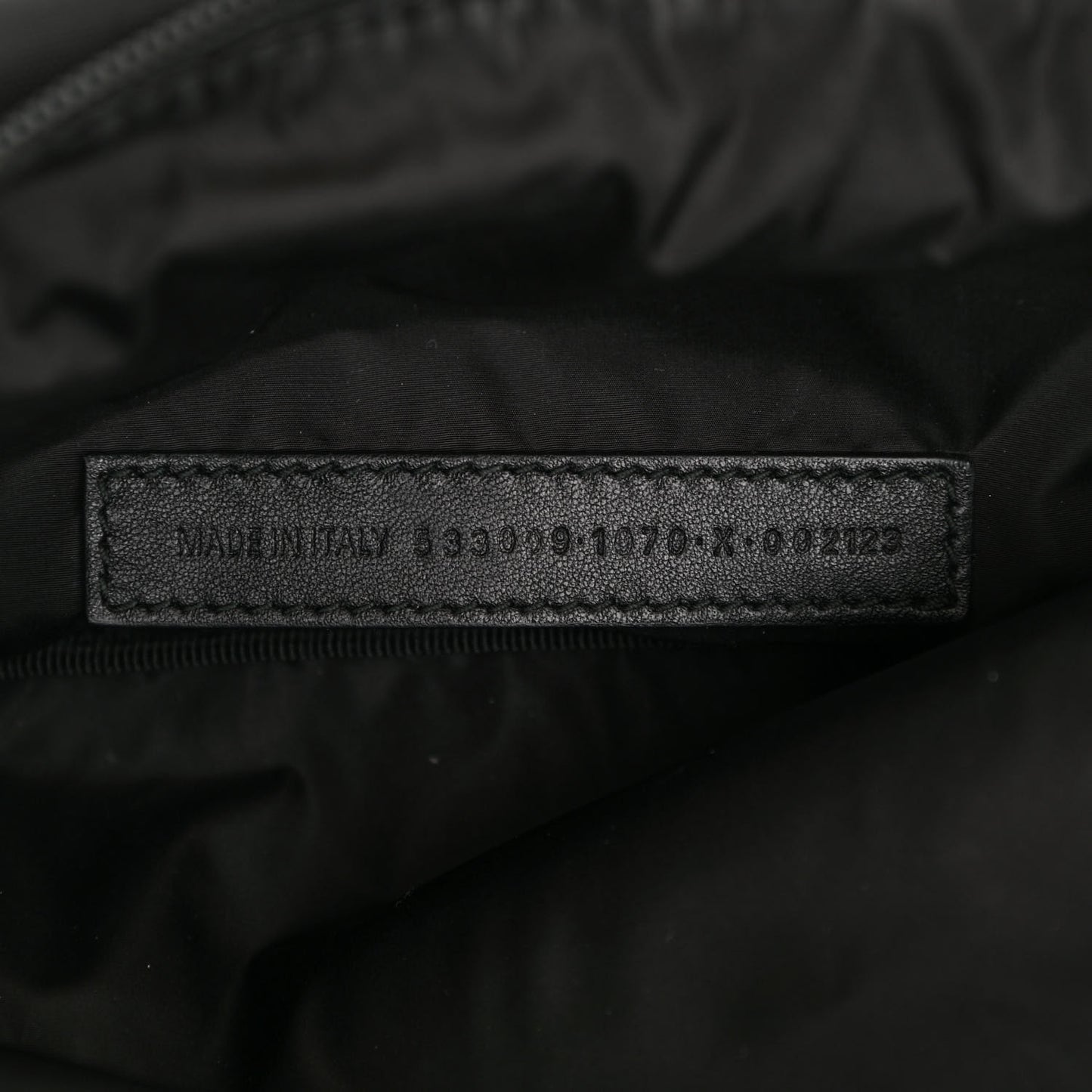 Textured Sport Nylon Logo Embroidered Wheel Beltpack Black