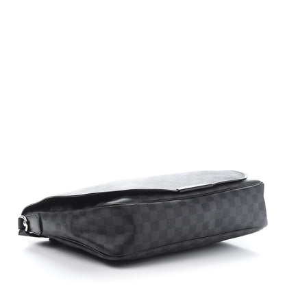 Louis Vuitton Damier Graphite Daniel GM 4 of 12