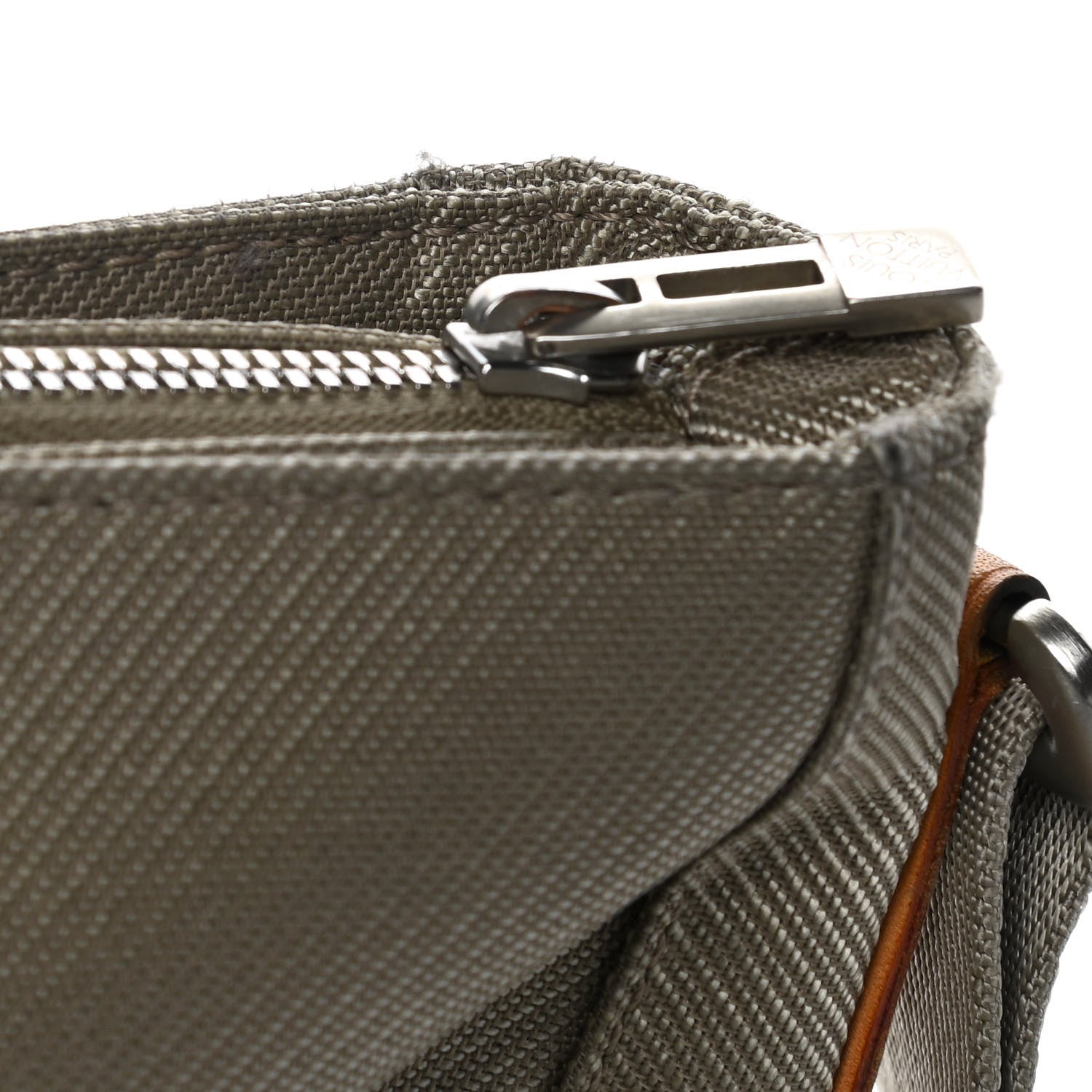 Louis Vuitton Damier Geant Compagnon Messenger Sable 22 of 26