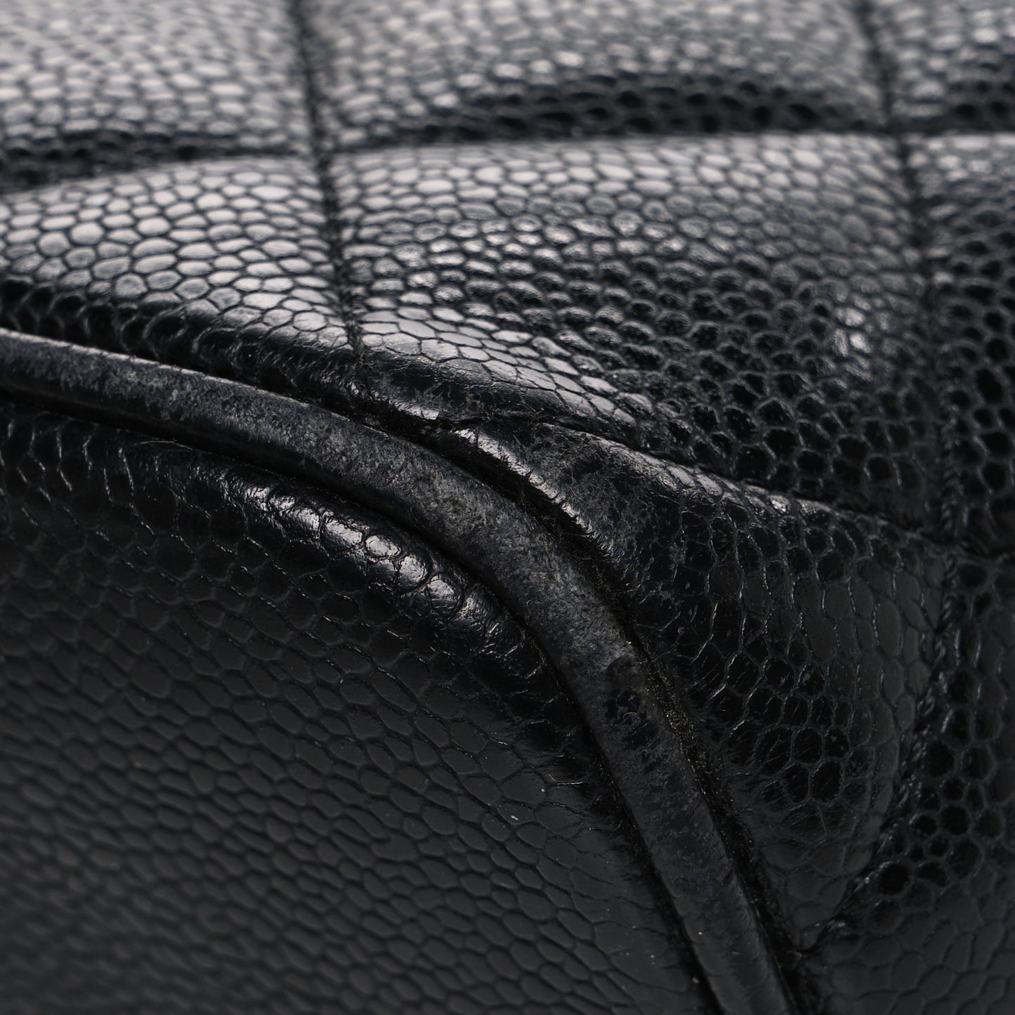 Caviar Quilted Medallion Tote Black