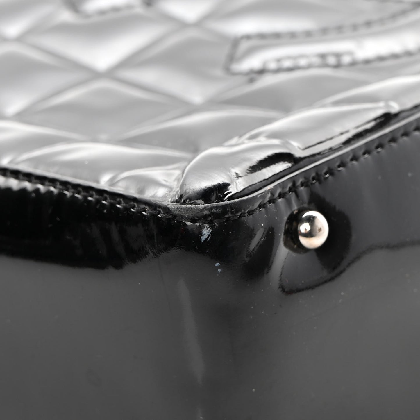 Patent Chocolate Bar Quilted CC Shoulder Bag Black