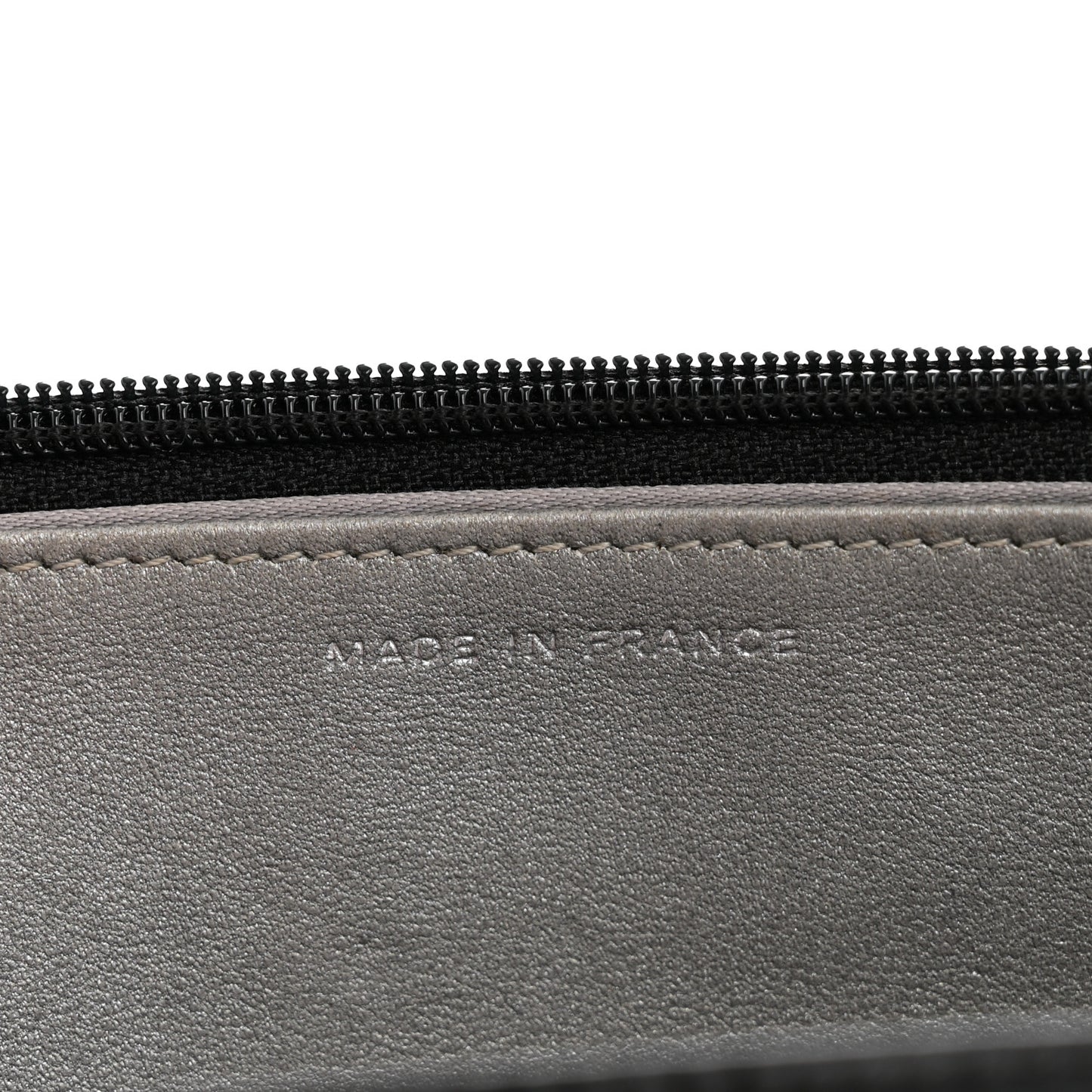 Lambskin Camellia Embossed Wallet On Chain WOC Black