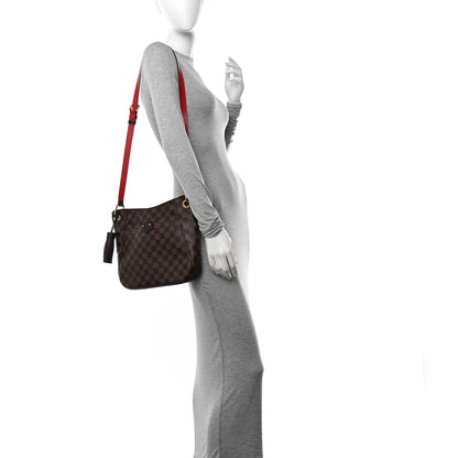 Louis Vuitton Damier Ebene South Bank Besace 2 of 11