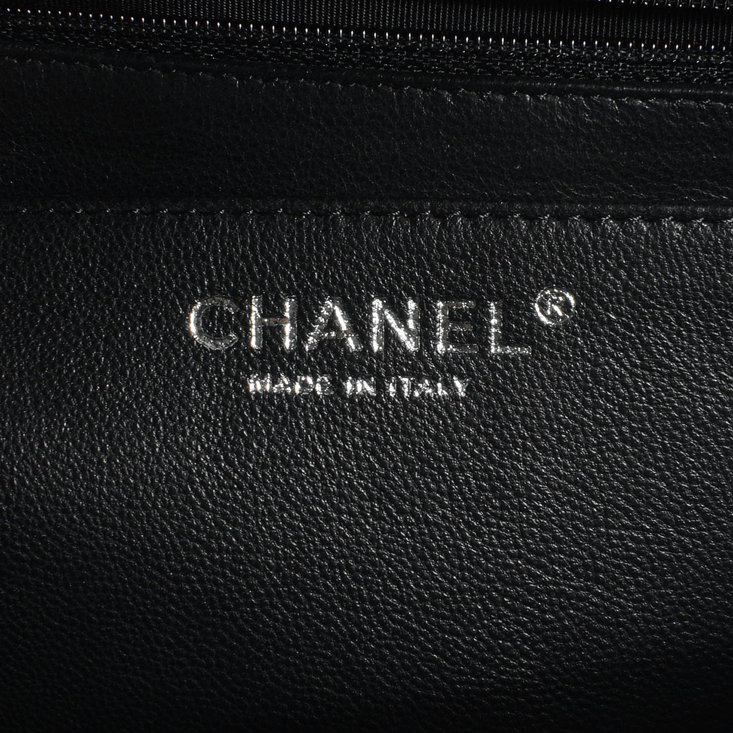 Caviar Maxi Single Flap Black