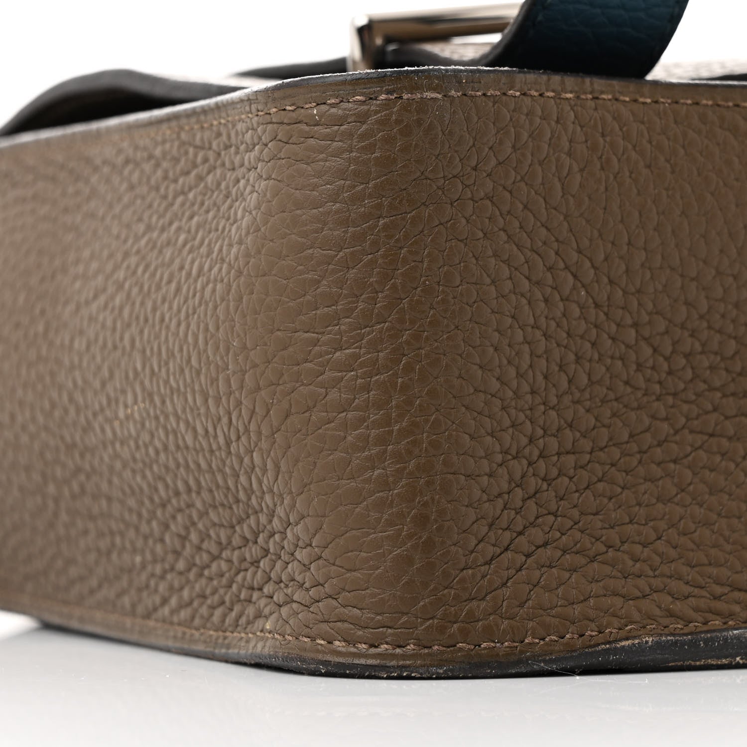 Hermes Taurillon Clemence Verso Steve Caporal Messenger Cacao Bleu Izmir 9 of 17