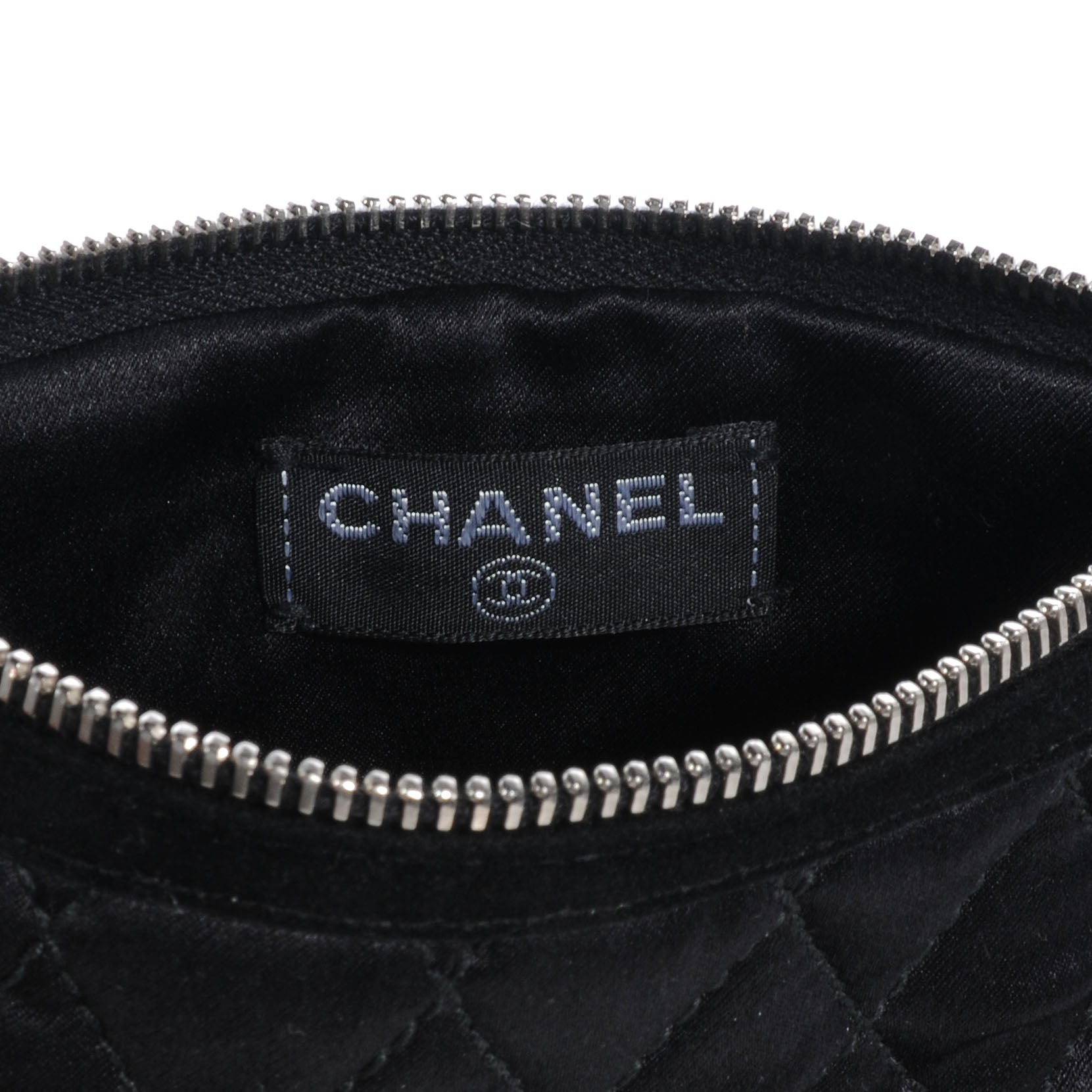 Chanel Silk Eyelid Sleeping Mask Black 8 of 10