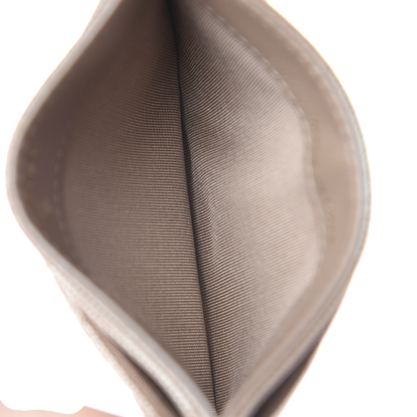 Iridescent Caviar Quilted Card Holder Beige