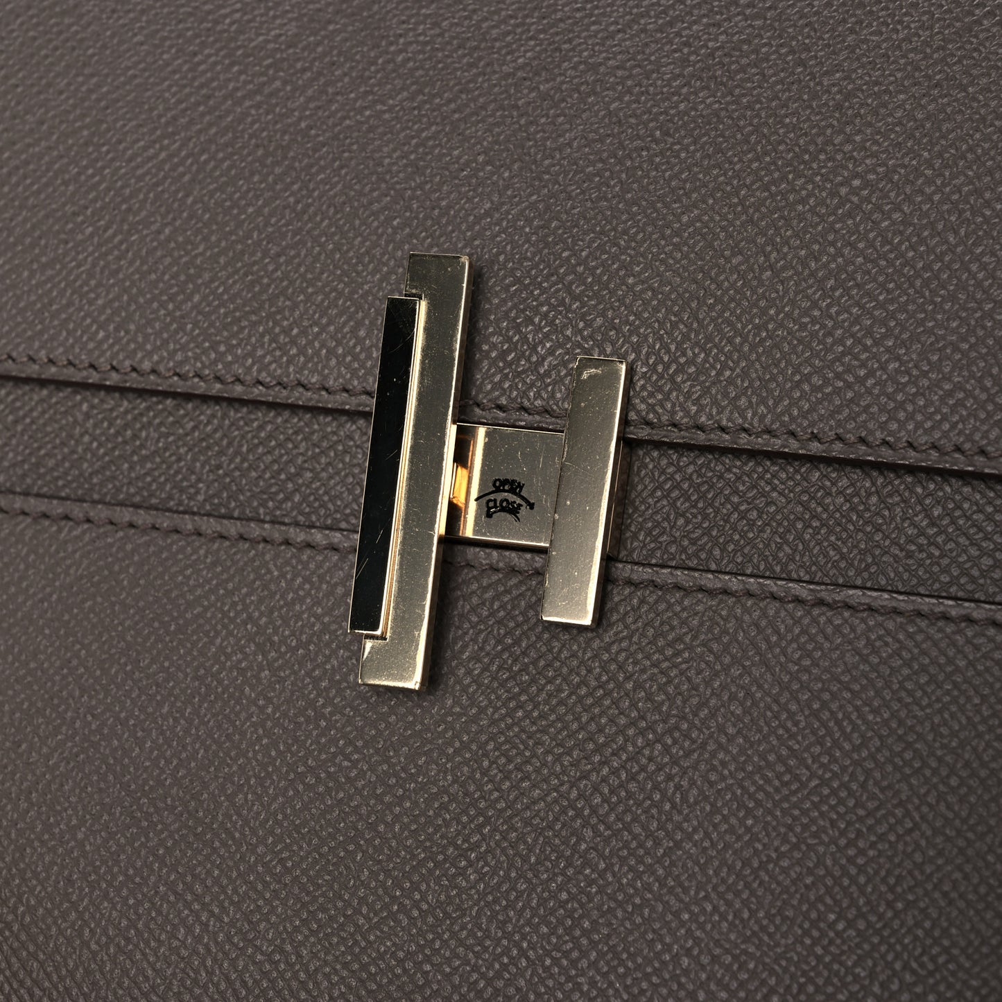 Epsom Cinhetic Boxy Top Handle Bag Etain