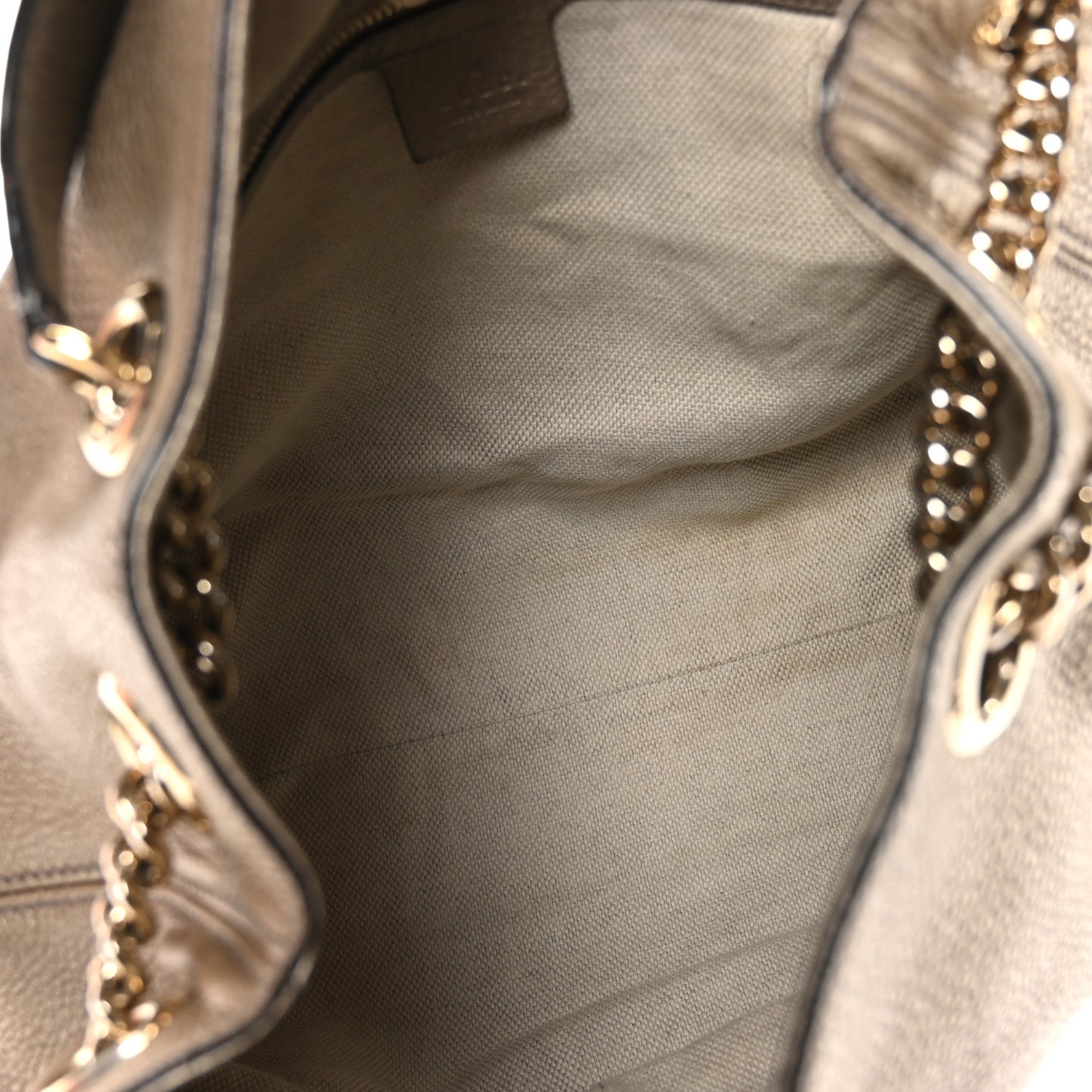 Metallic Pebbled Calfskin Medium Soho Chain Shoulder Bag Golden Beige