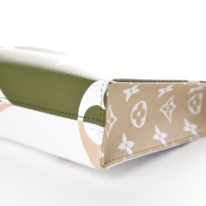 Louis Vuitton Monogram Giant Toiletry Pouch 26 Kaki 6 of 9