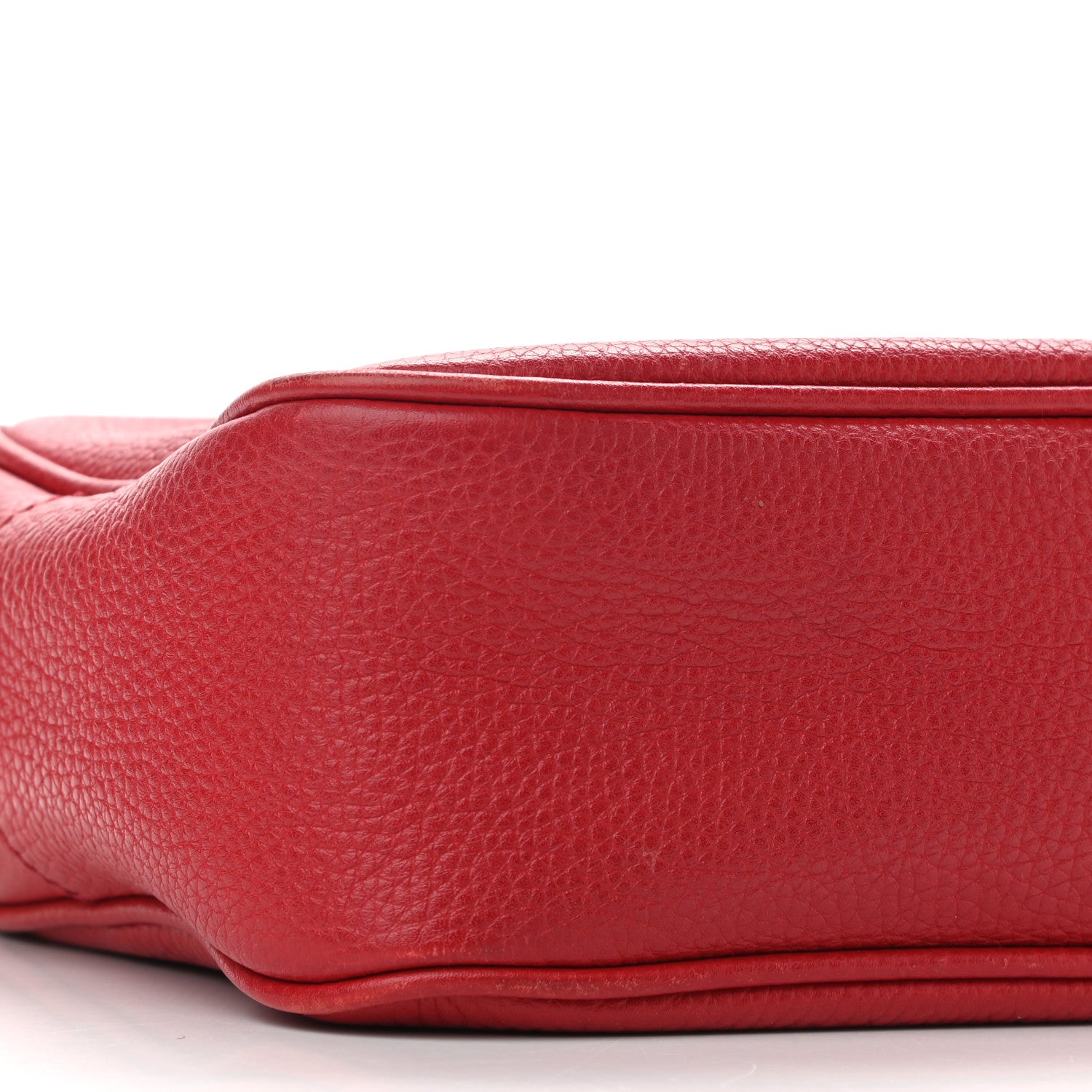 Gucci Pebbled Calfskin Small Soho Disco Bag Tabasco Red 10 of 17