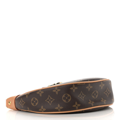 Louis Vuitton Monogram Loop 4 of 9