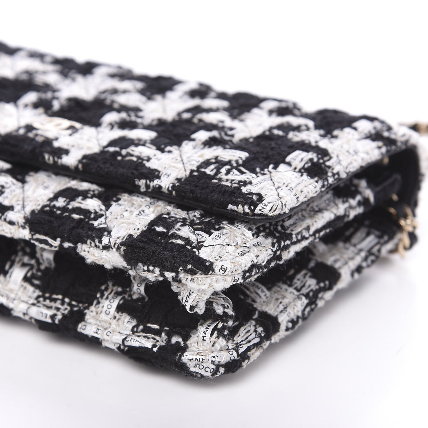 Tweed Quilted Wallet On Chain WOC Black Ecru White