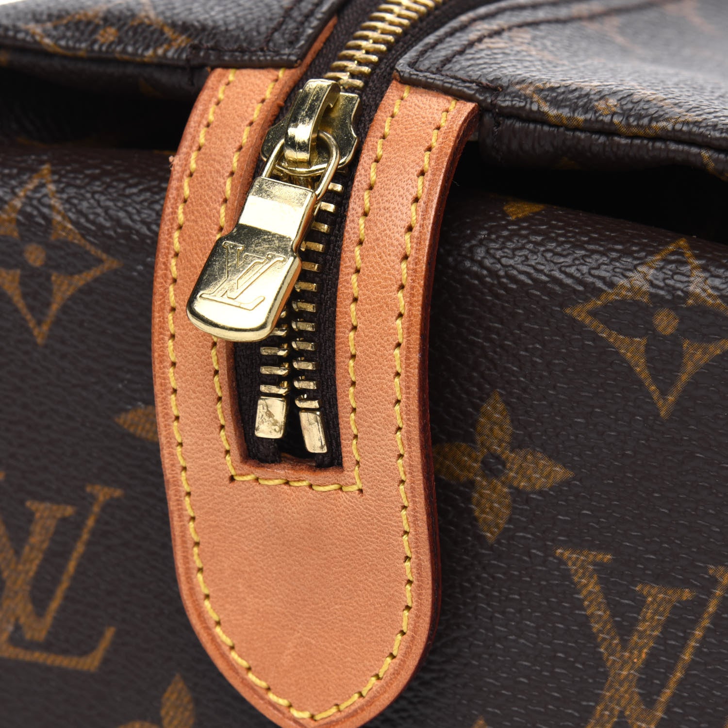 Louis Vuitton Monogram King Size Toiletry Bag 7 of 8