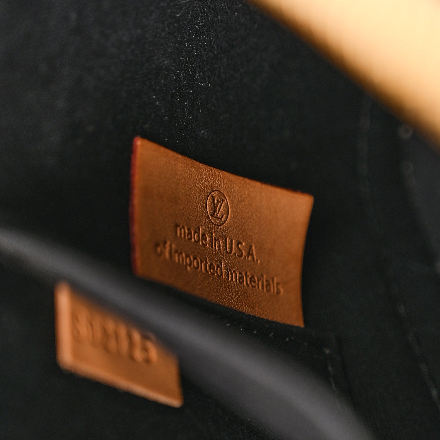 Vernis Alma BB Noir Magnetique