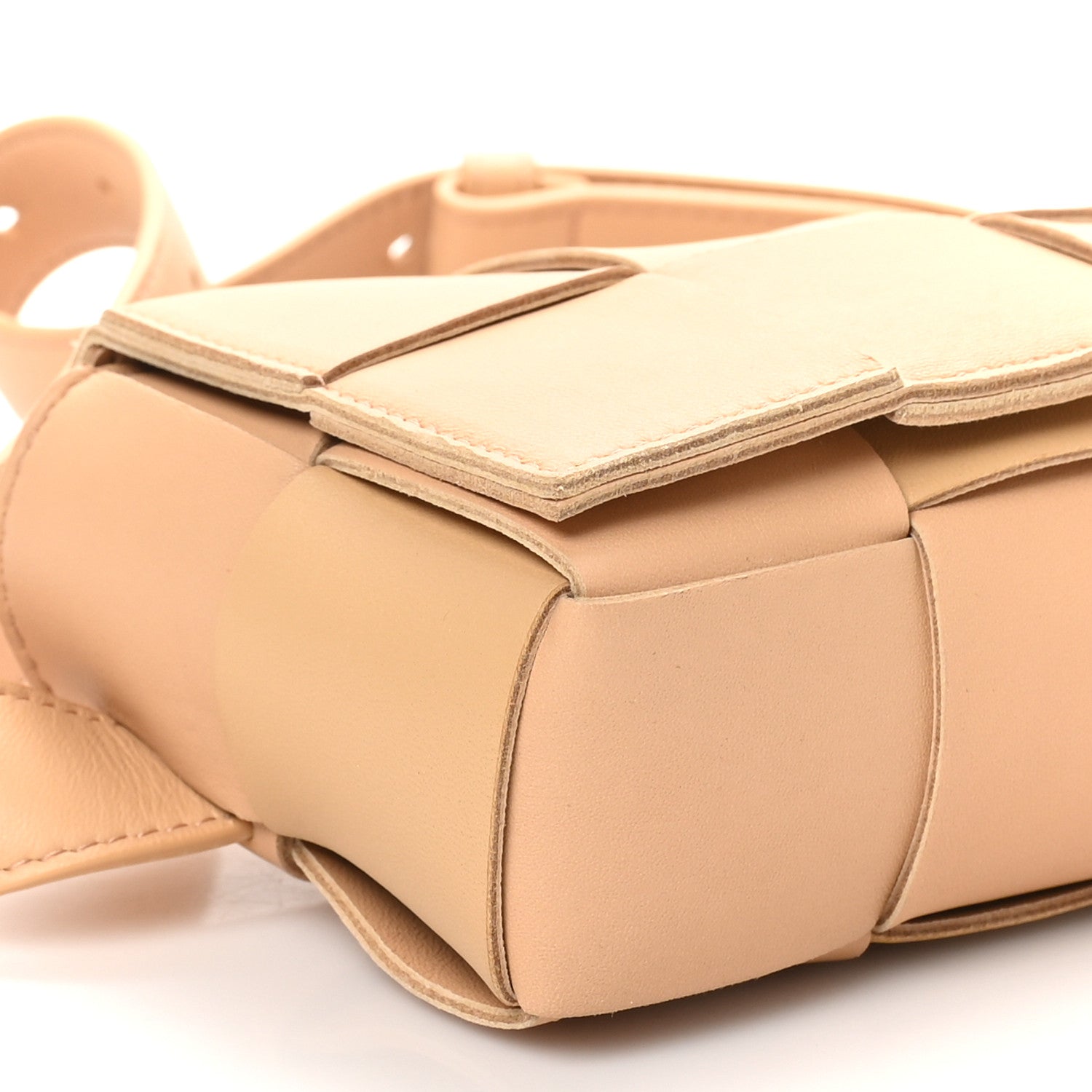 Bottega Veneta Nappa Maxi Intreccio The Belt Cassette Bag Almond 8 of 9