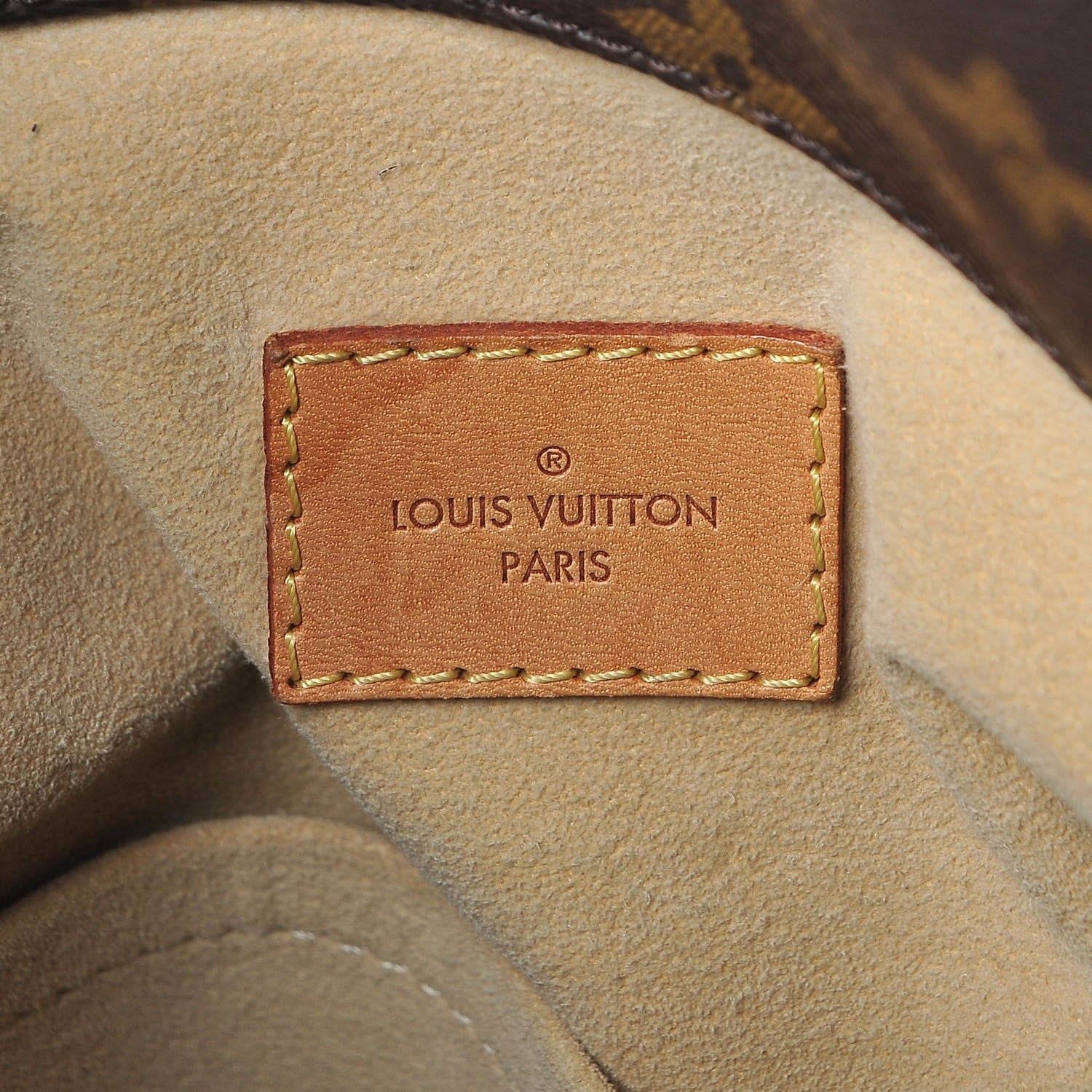 Louis Vuitton Monogram Artsy MM 6 of 15