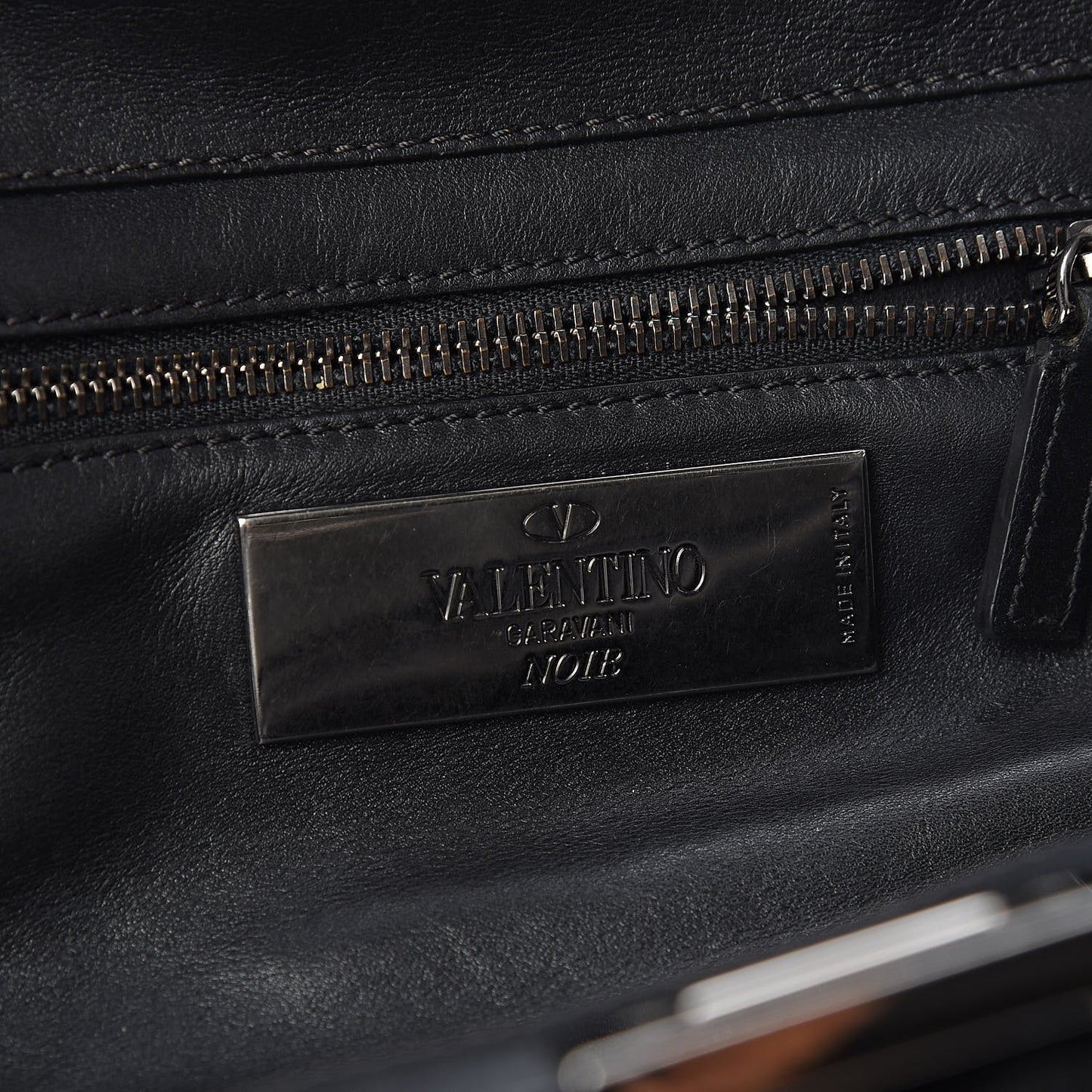 Vitello Small Rockstud Tote Black